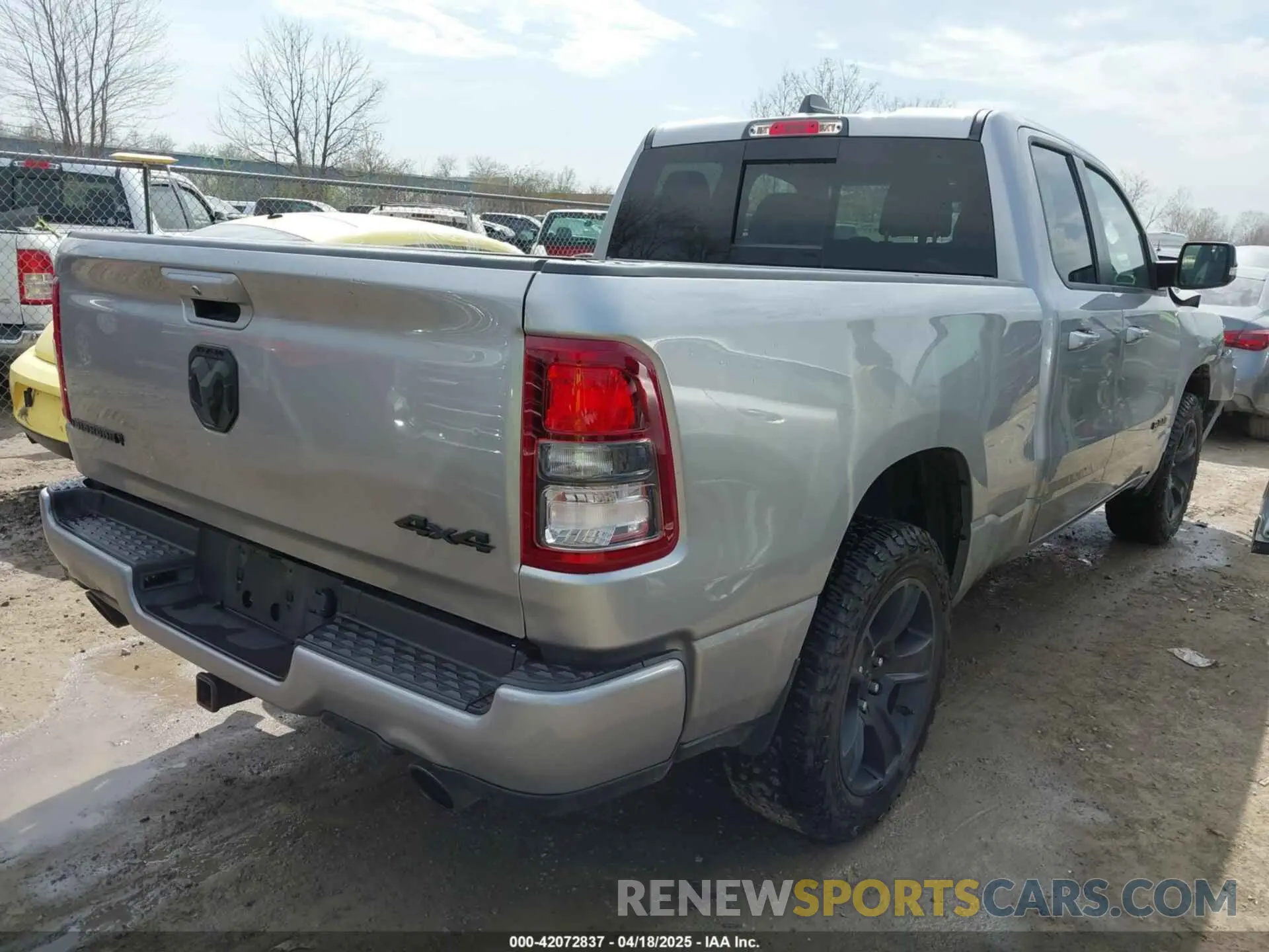 4 Photograph of a damaged car 1C6SRFBT4MN780402 RAM 1500 2021