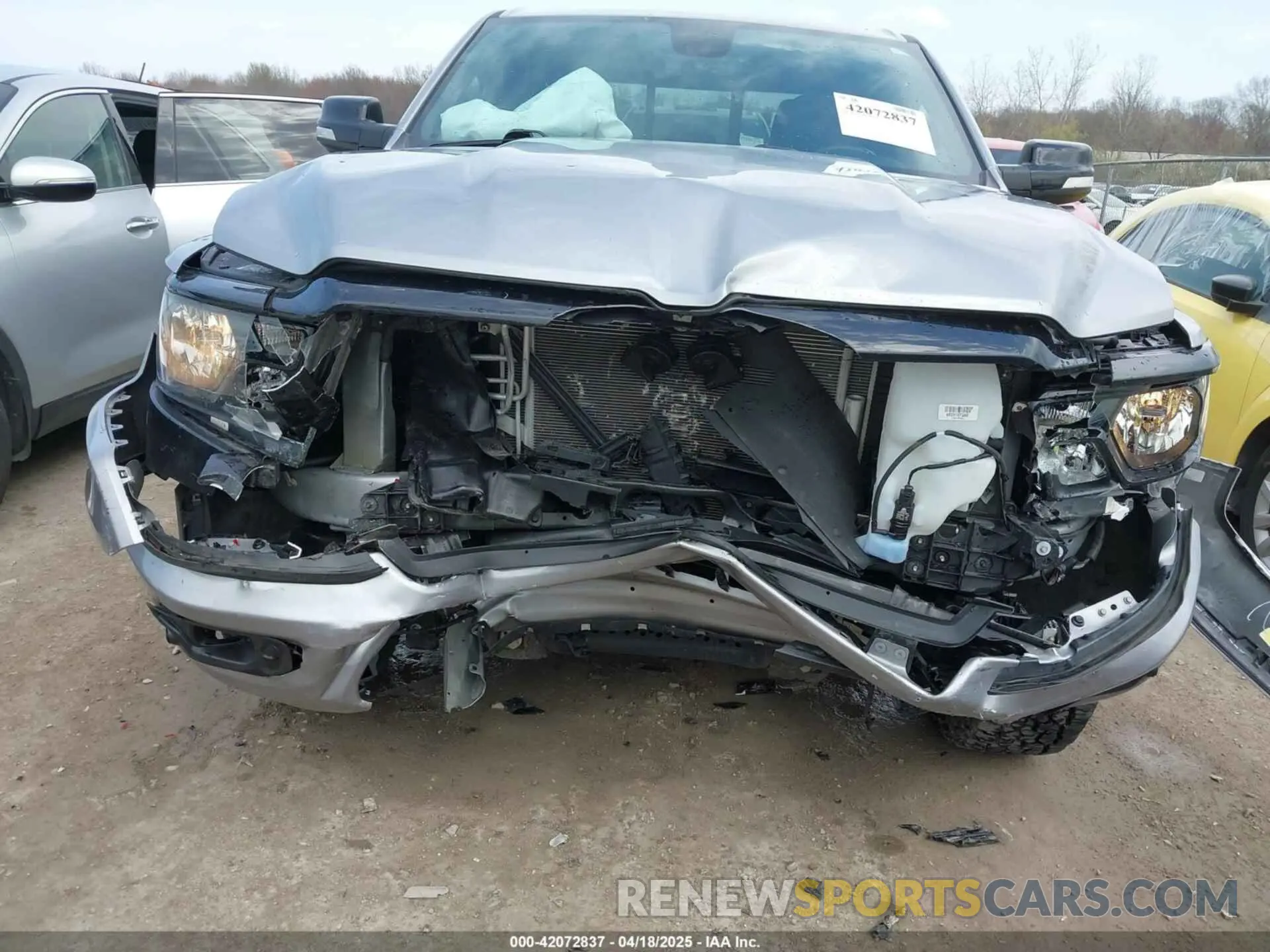 6 Photograph of a damaged car 1C6SRFBT4MN780402 RAM 1500 2021