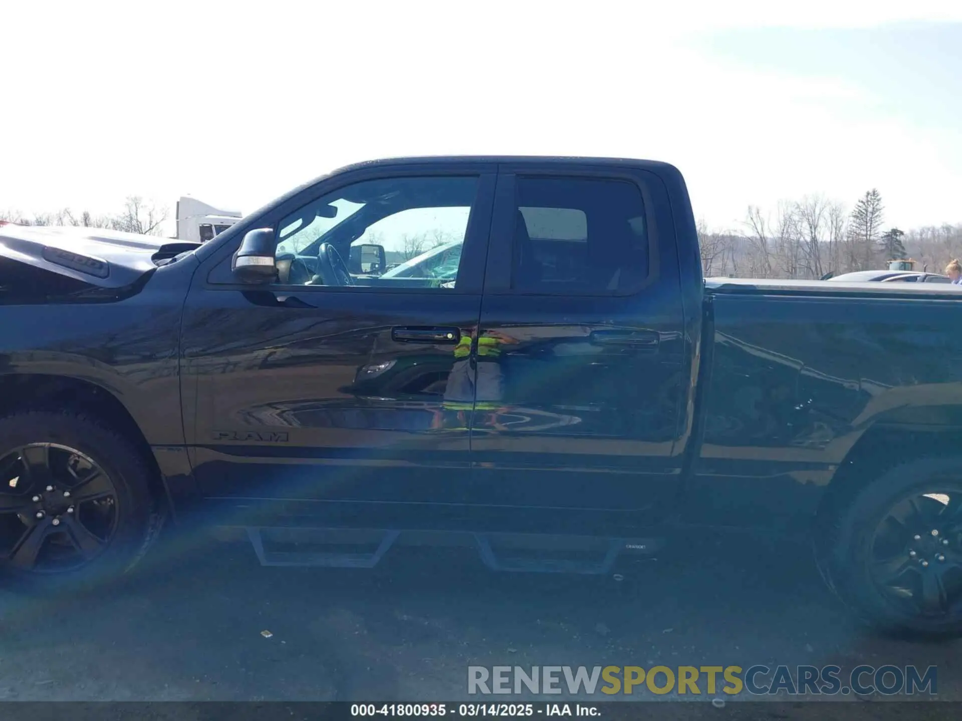 14 Photograph of a damaged car 1C6SRFBT4MN814080 RAM 1500 2021