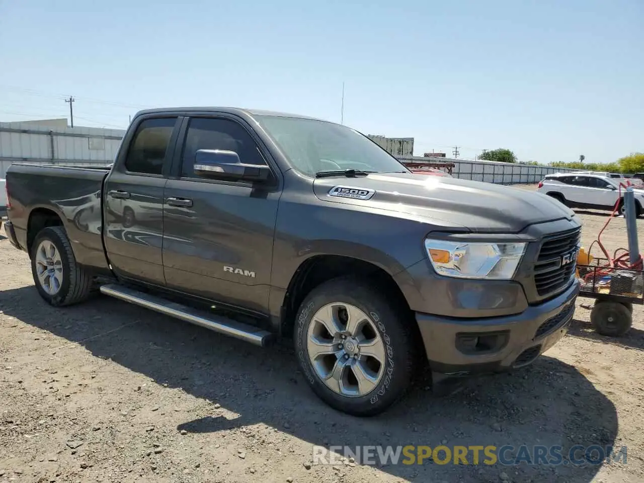 4 Photograph of a damaged car 1C6SRFBT5MN520090 RAM 1500 2021