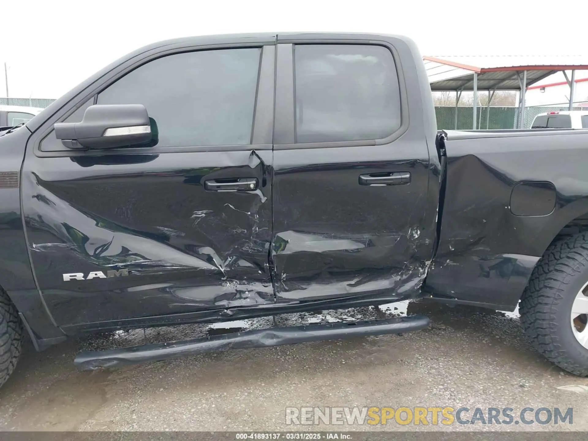 6 Photograph of a damaged car 1C6SRFBT5MN720595 RAM 1500 2021
