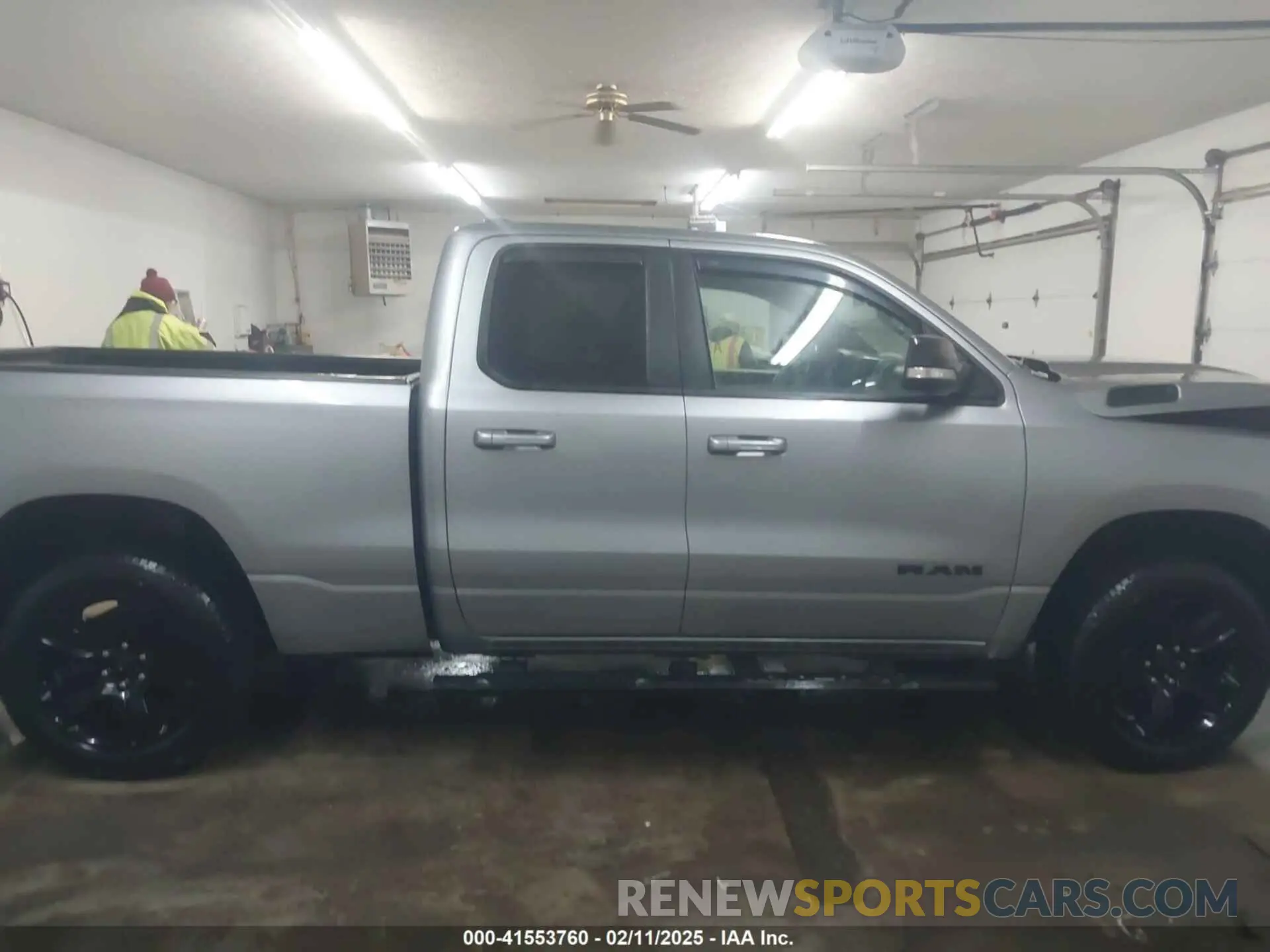 14 Photograph of a damaged car 1C6SRFBT5MN741351 RAM 1500 2021