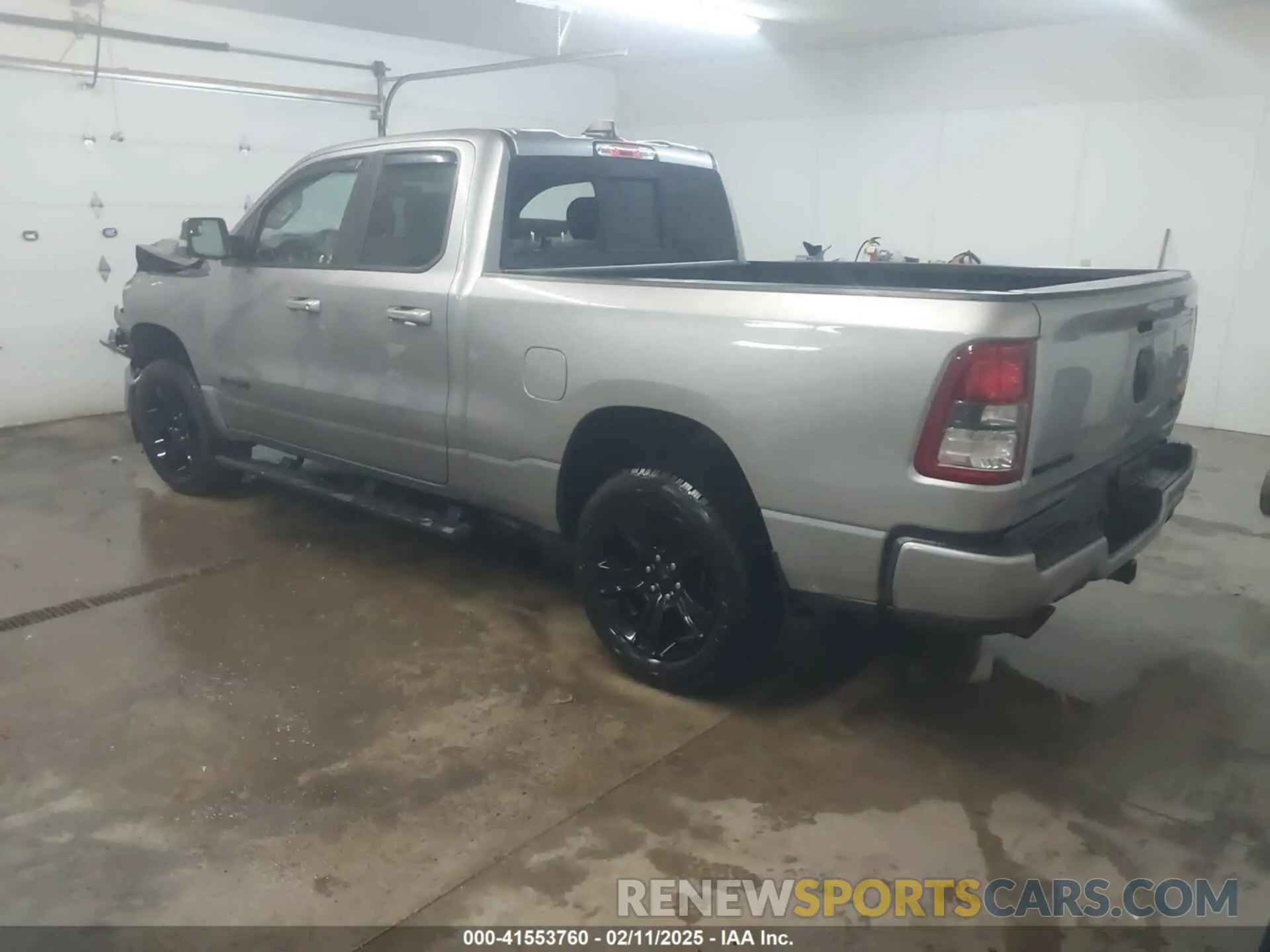 3 Photograph of a damaged car 1C6SRFBT5MN741351 RAM 1500 2021