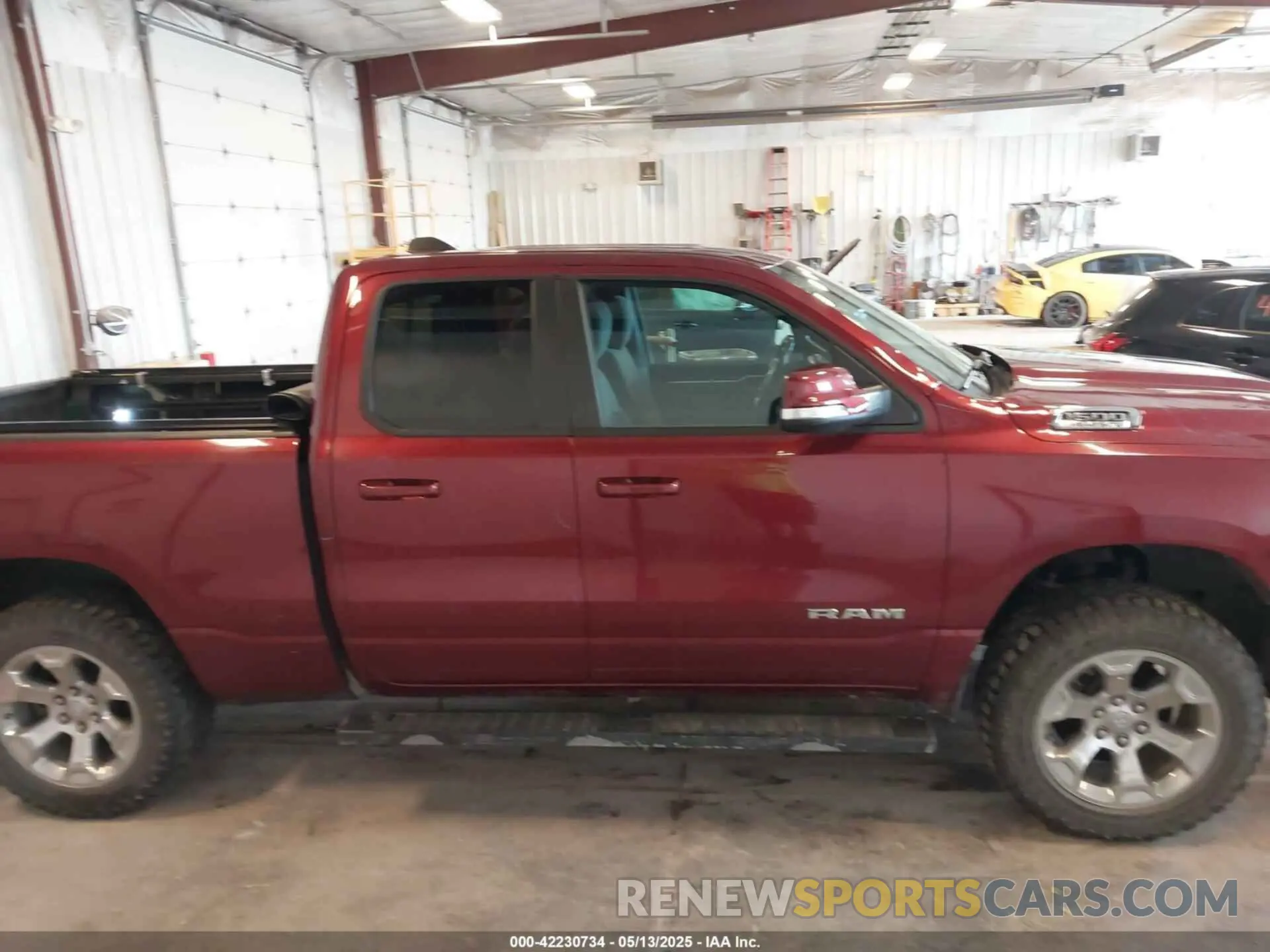 14 Photograph of a damaged car 1C6SRFBT7MN517594 RAM 1500 2021