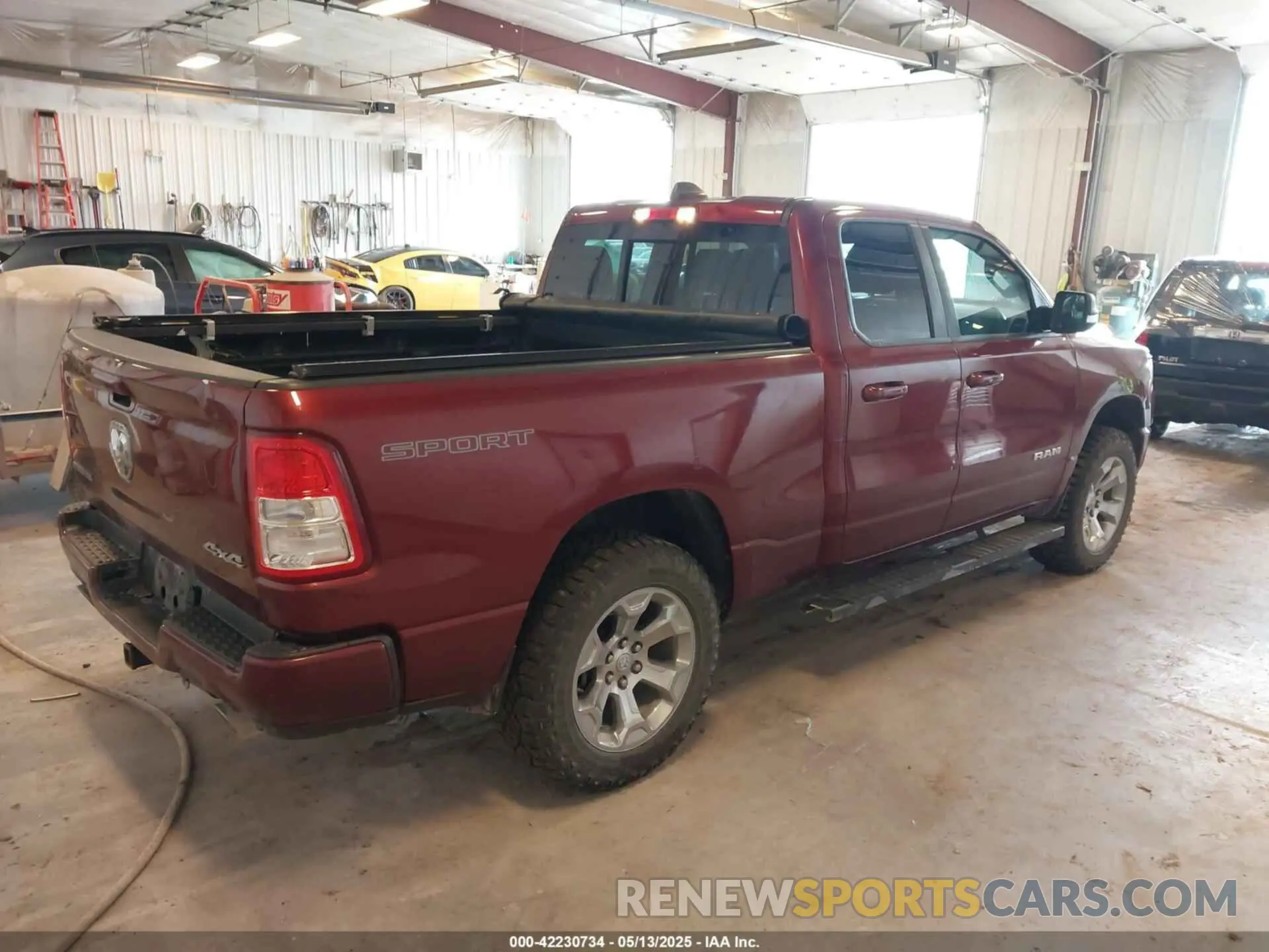 4 Photograph of a damaged car 1C6SRFBT7MN517594 RAM 1500 2021