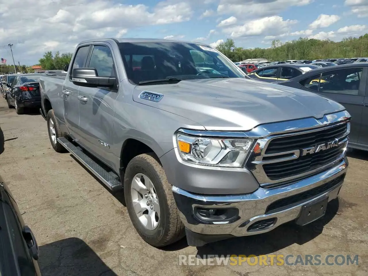 4 Photograph of a damaged car 1C6SRFBT7MN582493 RAM 1500 2021