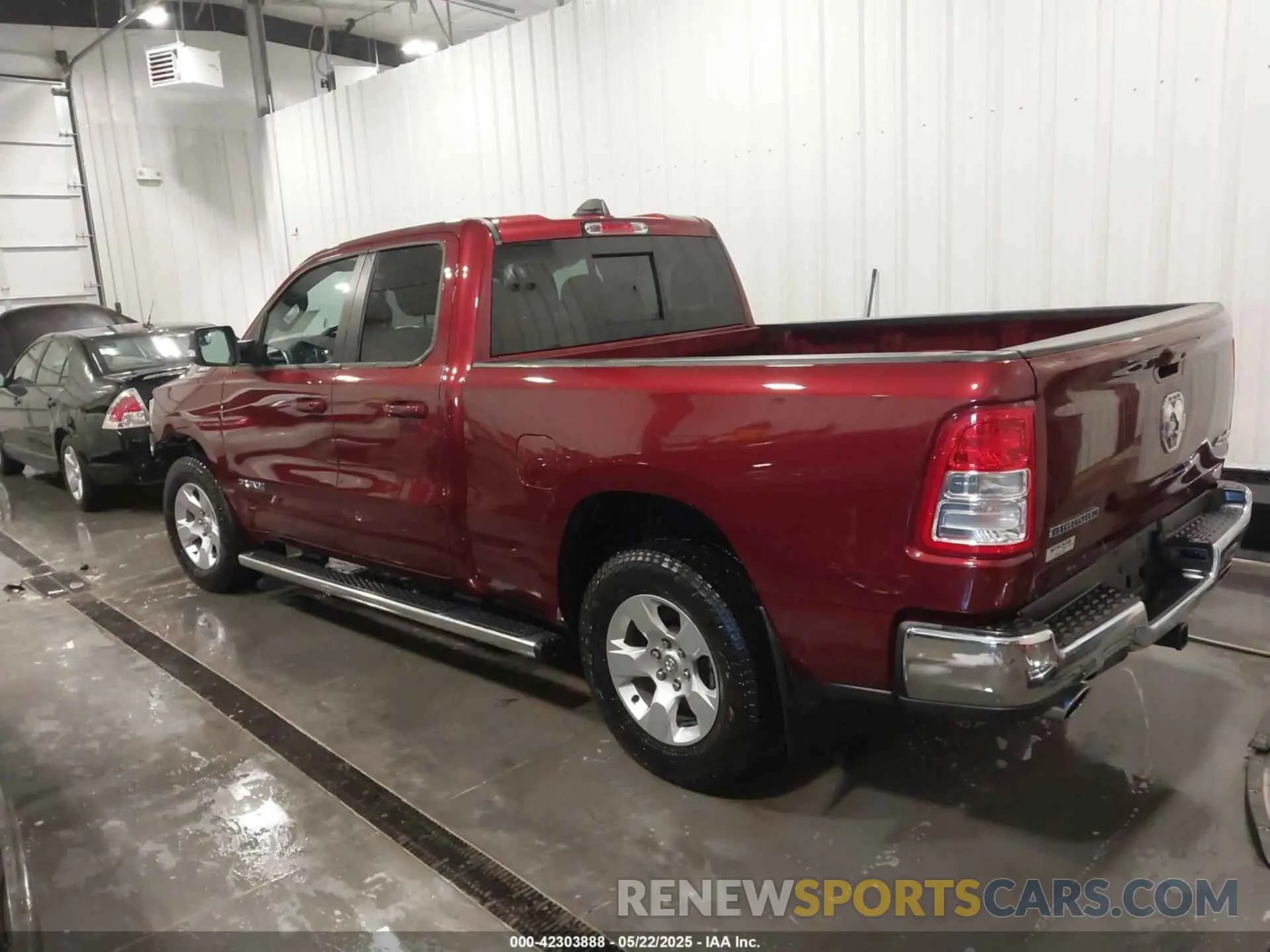 3 Photograph of a damaged car 1C6SRFBTXMN732628 RAM 1500 2021
