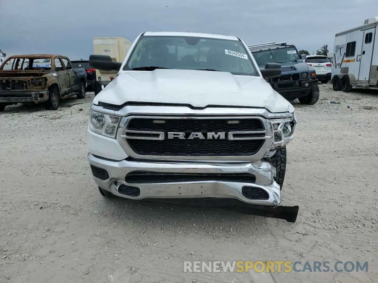 5 Photograph of a damaged car 1C6SRFCT7MN604278 RAM 1500 2021