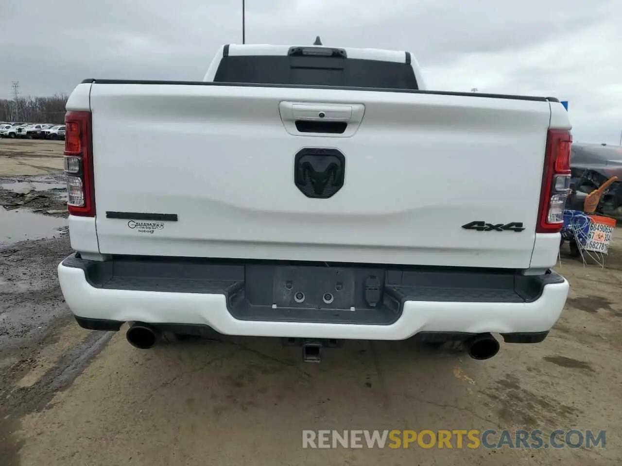 6 Photograph of a damaged car 1C6SRFFT0MN508939 RAM 1500 2021