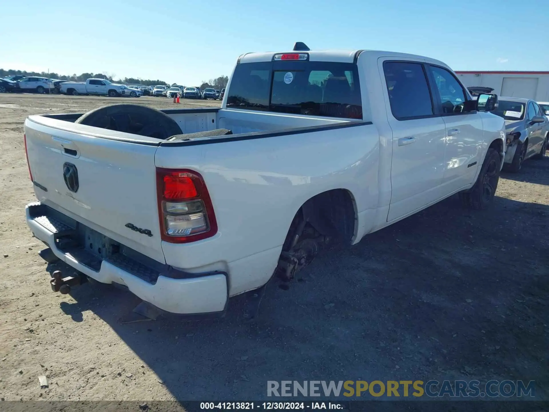 4 Photograph of a damaged car 1C6SRFFT1MN509467 RAM 1500 2021