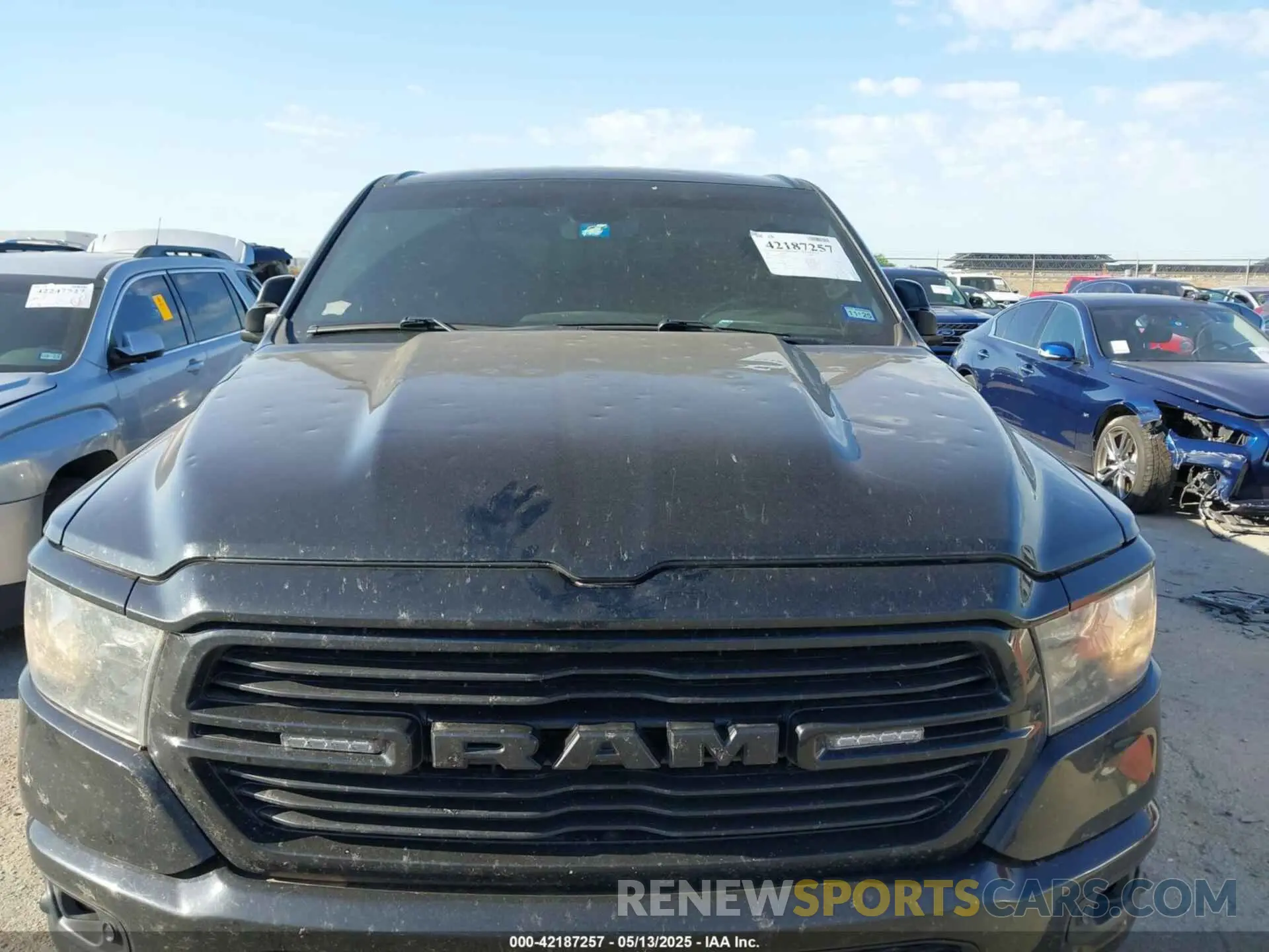 6 Photograph of a damaged car 1C6SRFFT1MN520081 RAM 1500 2021