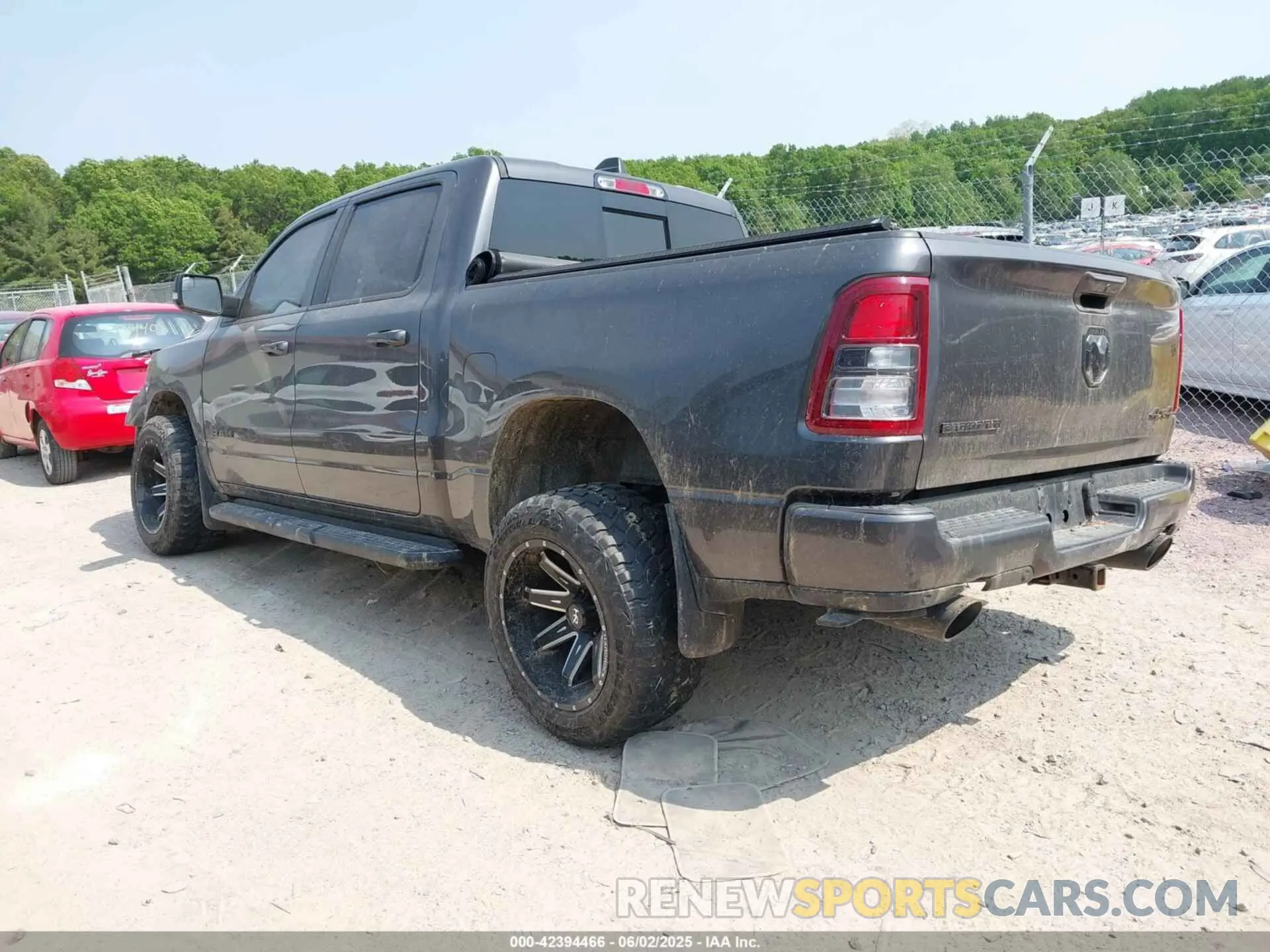 3 Photograph of a damaged car 1C6SRFFT1MN554666 RAM 1500 2021