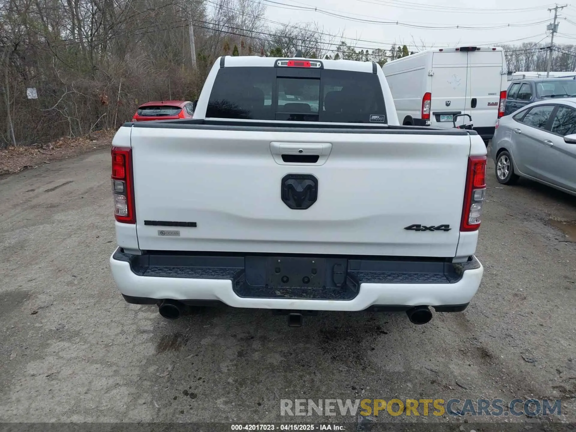 16 Photograph of a damaged car 1C6SRFFT1MN721561 RAM 1500 2021