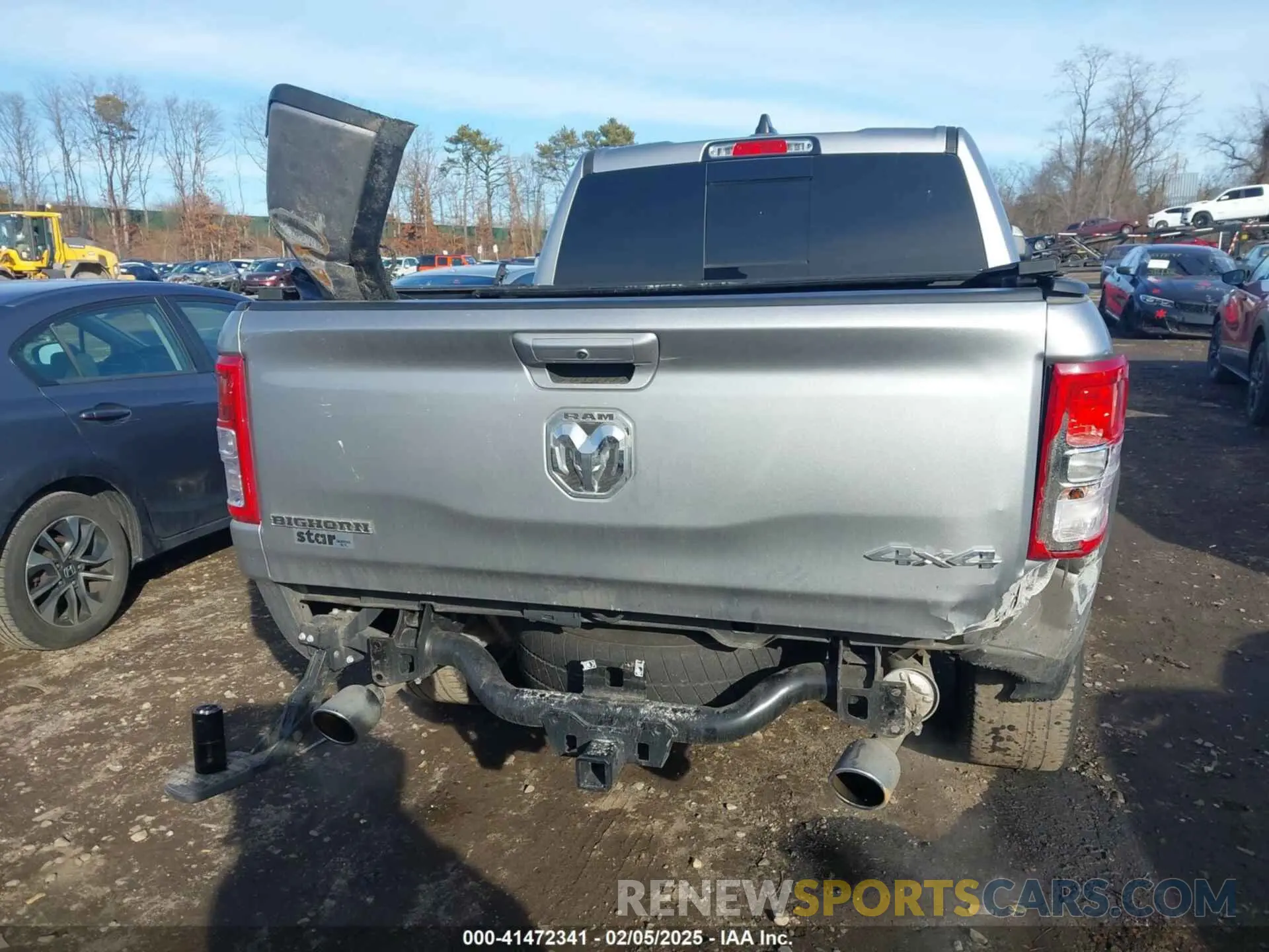 16 Photograph of a damaged car 1C6SRFFT1MN795398 RAM 1500 2021