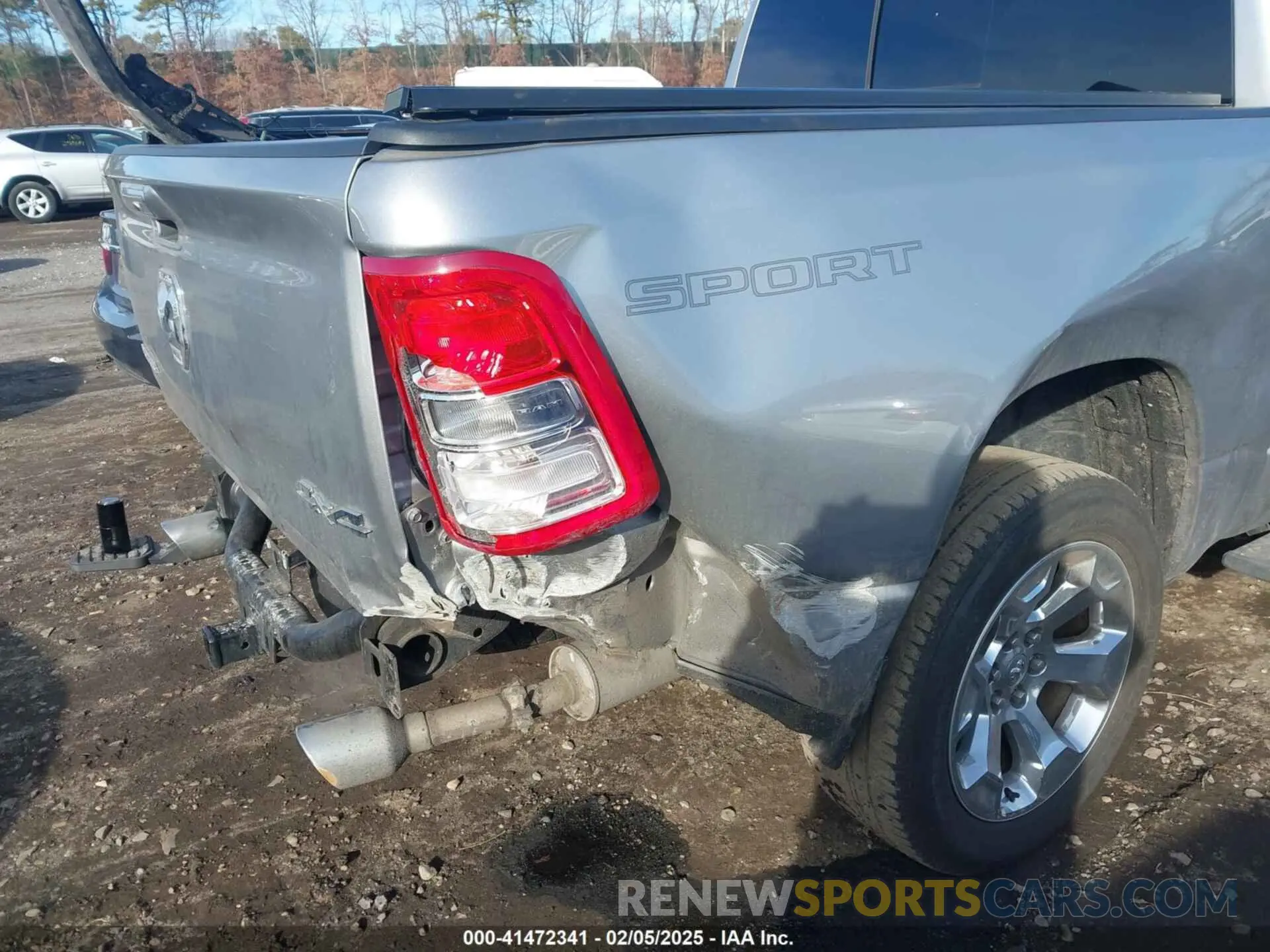19 Photograph of a damaged car 1C6SRFFT1MN795398 RAM 1500 2021