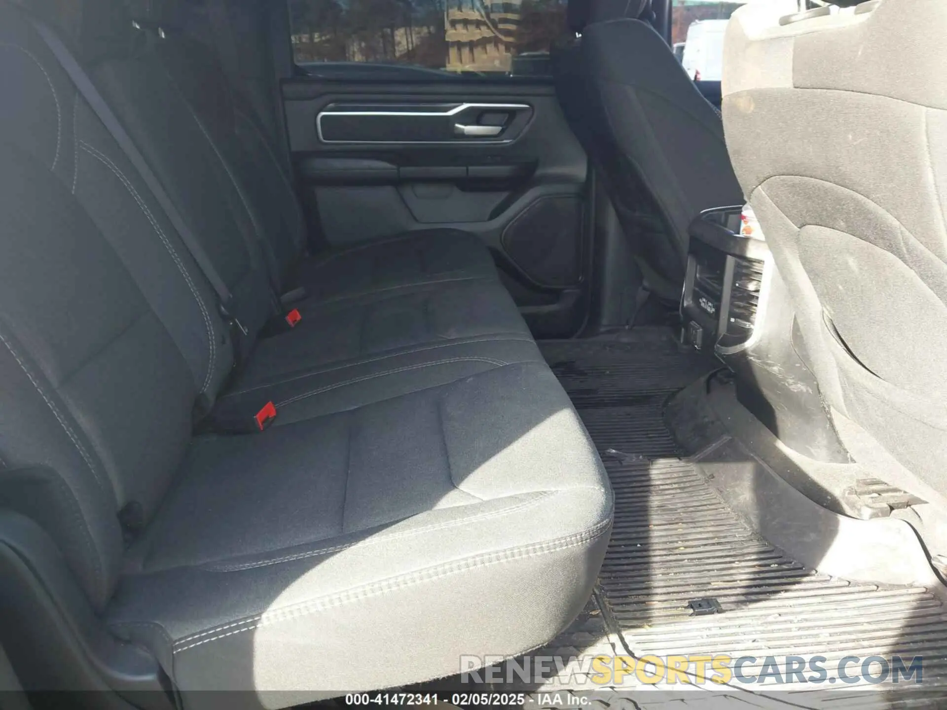 8 Photograph of a damaged car 1C6SRFFT1MN795398 RAM 1500 2021