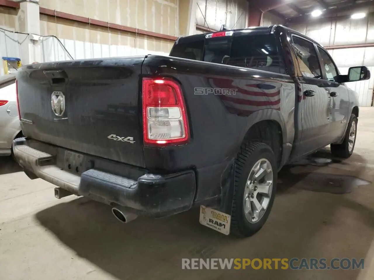 3 Photograph of a damaged car 1C6SRFFT1MN804715 RAM 1500 2021
