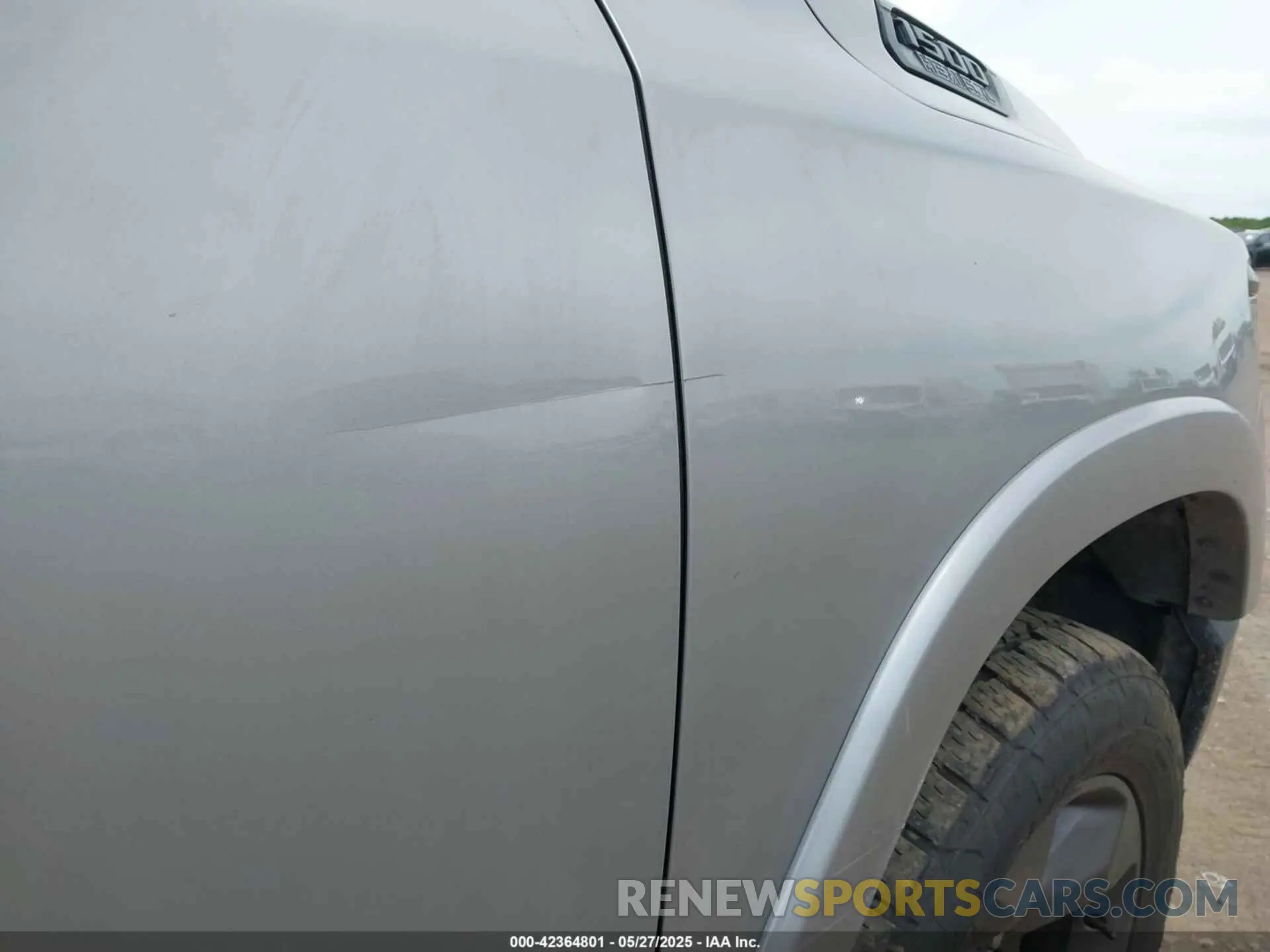 6 Photograph of a damaged car 1C6SRFFT2MN597123 RAM 1500 2021