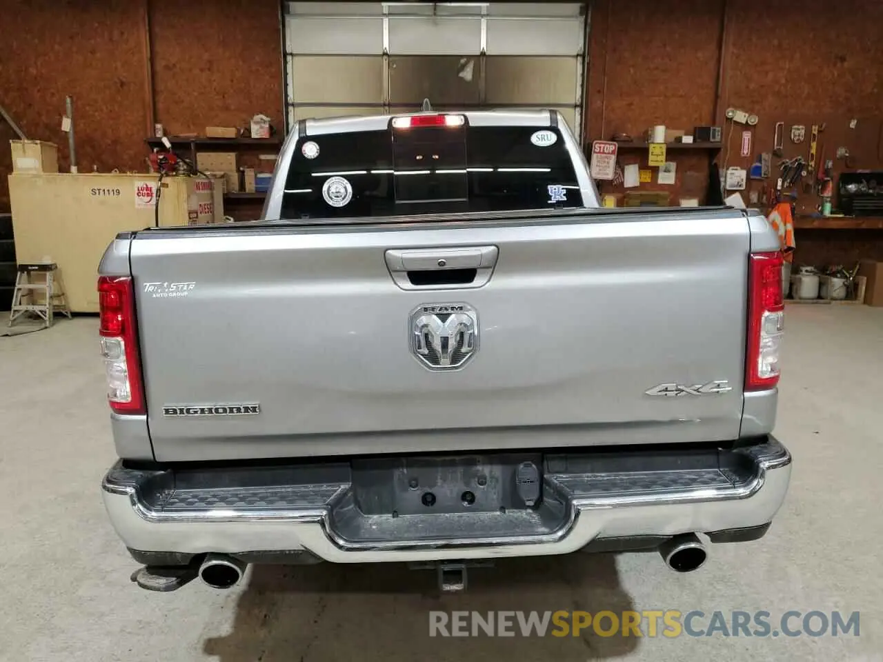 6 Photograph of a damaged car 1C6SRFFT2MN597705 RAM 1500 2021