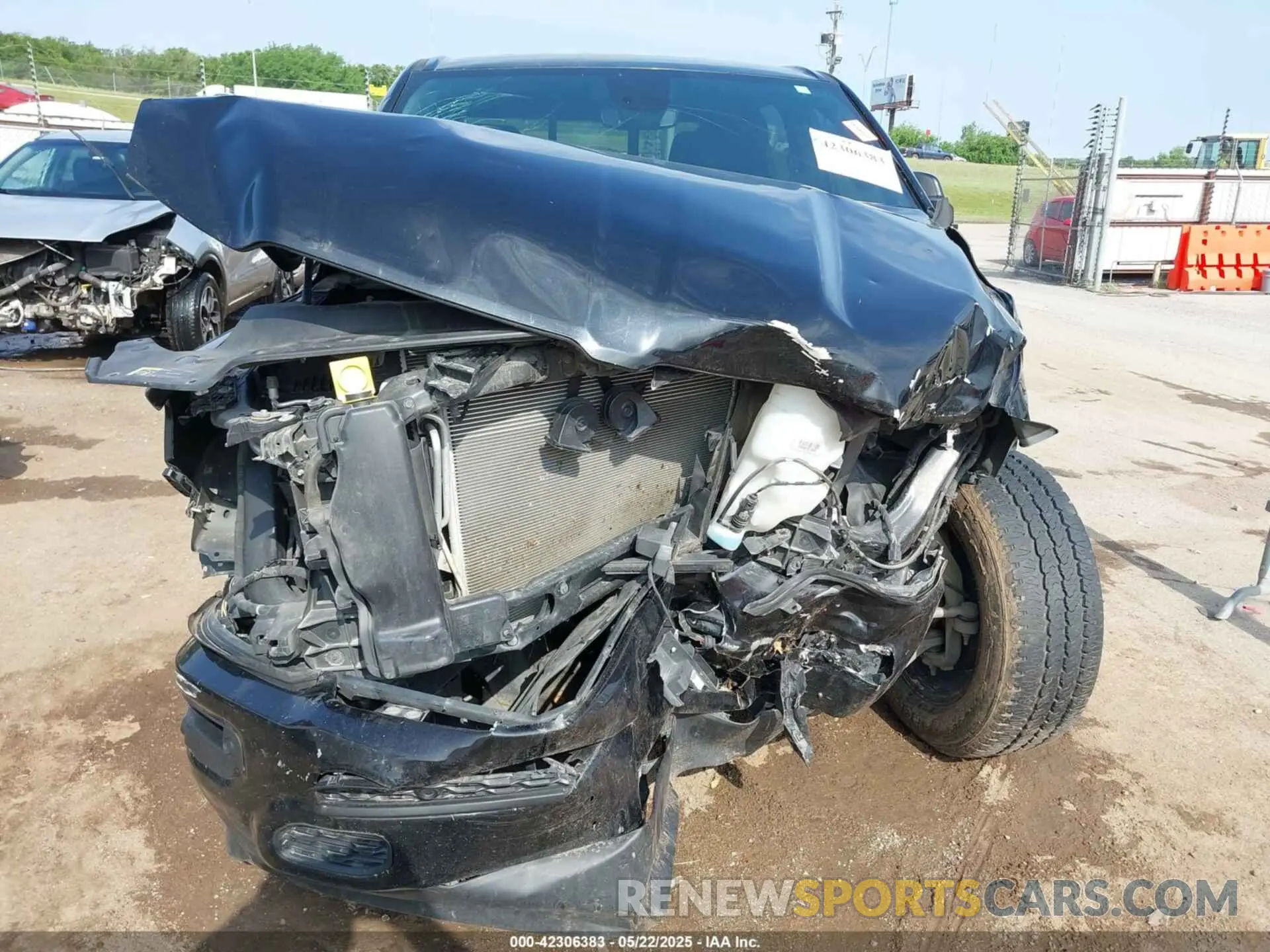 13 Photograph of a damaged car 1C6SRFFT3MN521300 RAM 1500 2021