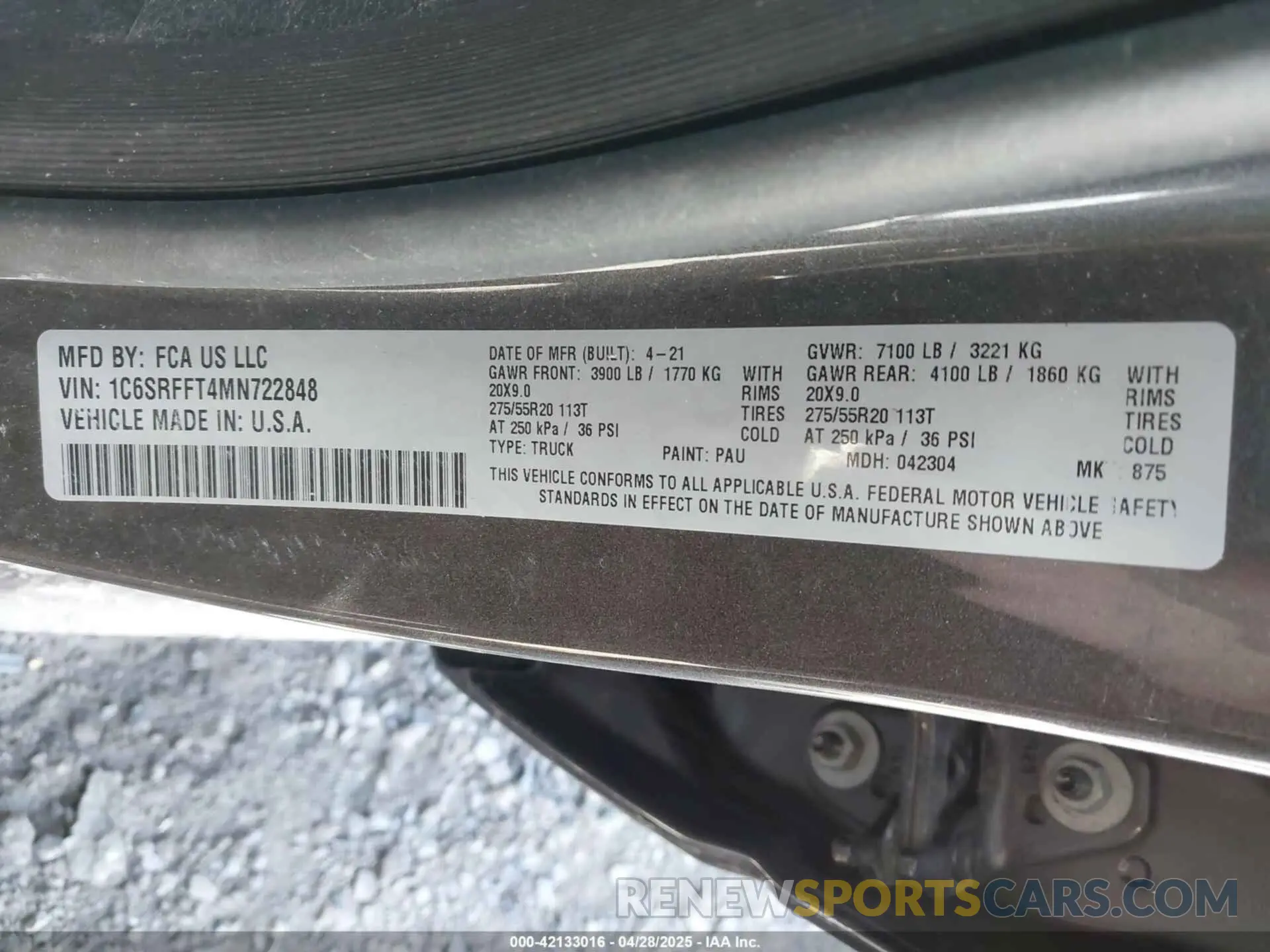 9 Photograph of a damaged car 1C6SRFFT4MN722848 RAM 1500 2021