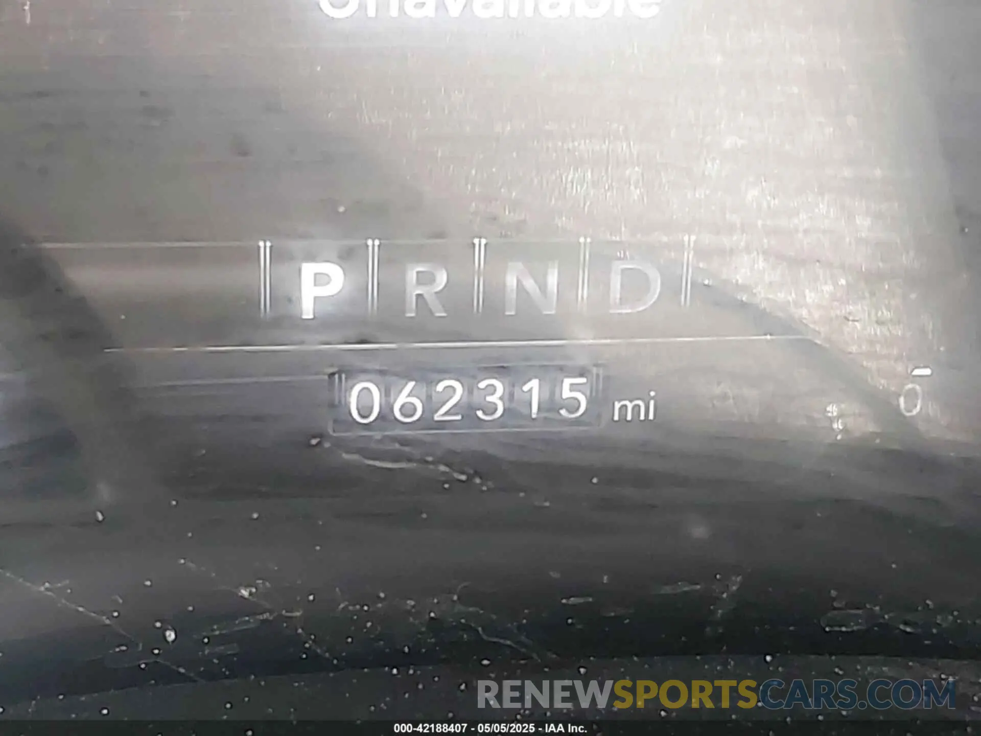 13 Photograph of a damaged car 1C6SRFFT4MN808354 RAM 1500 2021