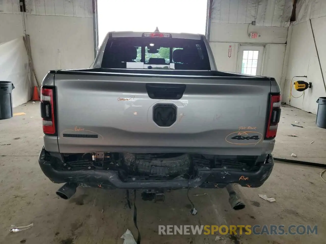 6 Photograph of a damaged car 1C6SRFFT5MN597004 RAM 1500 2021