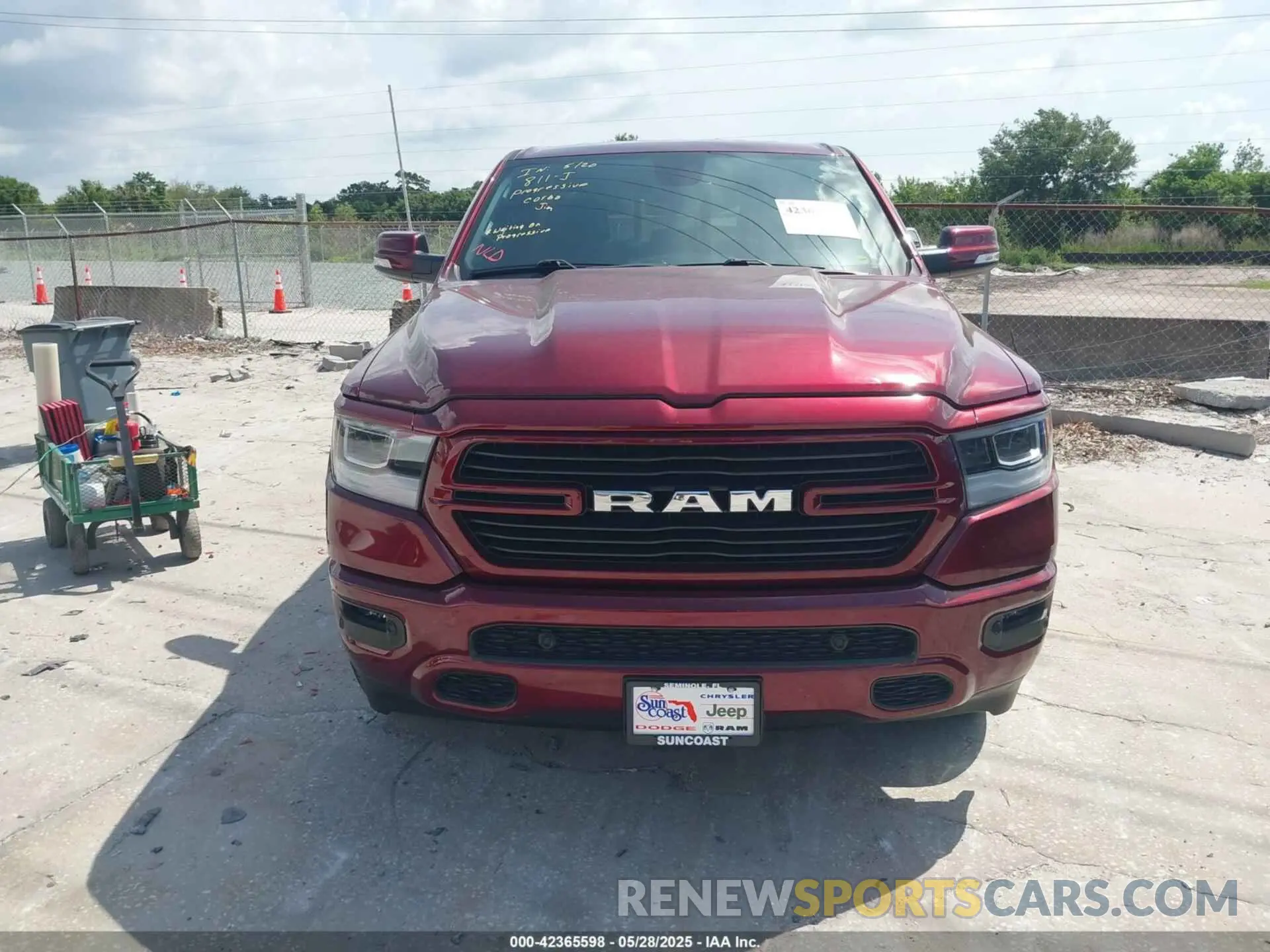 12 Photograph of a damaged car 1C6SRFFT6MN533571 RAM 1500 2021