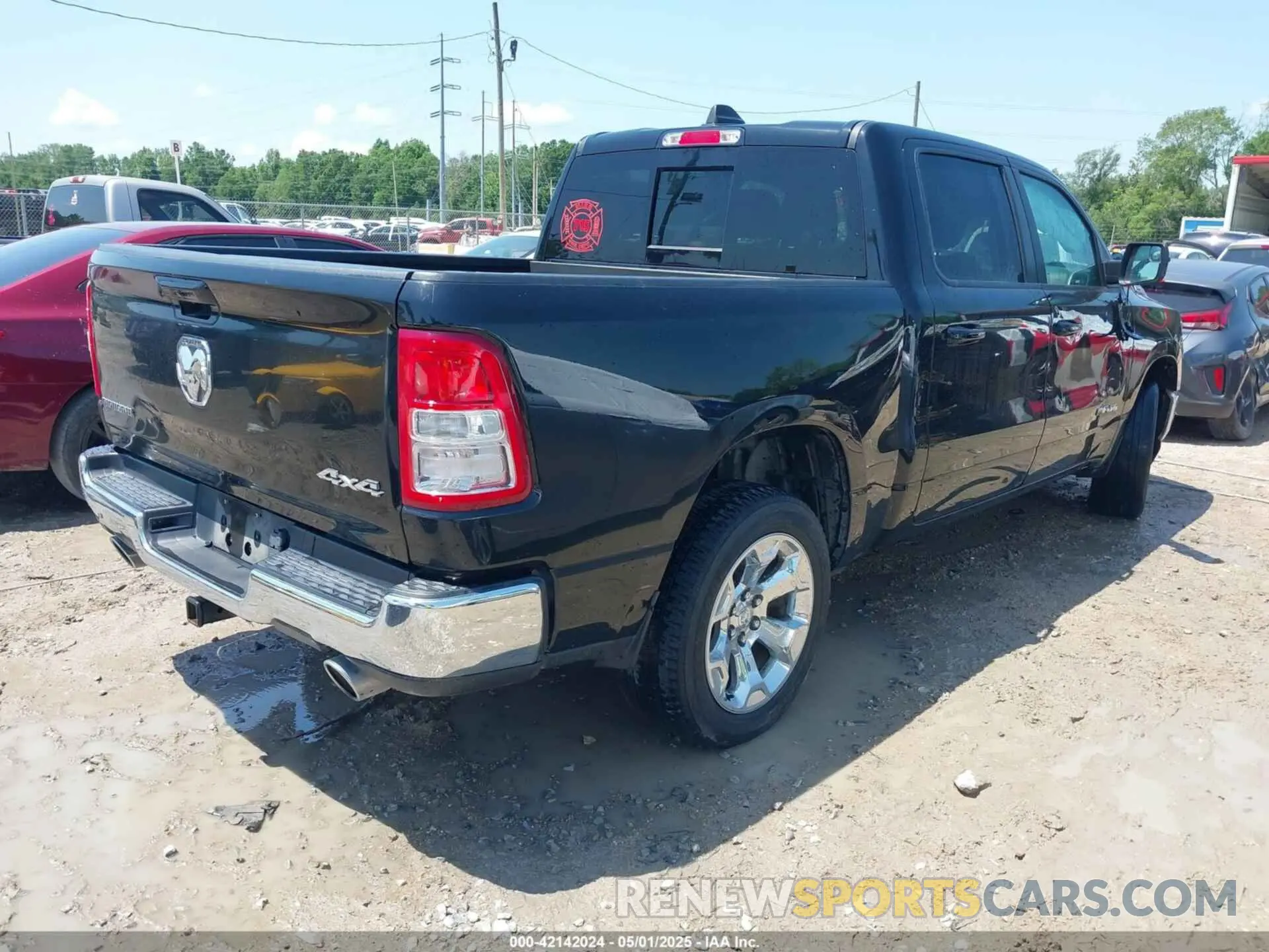 4 Photograph of a damaged car 1C6SRFFT6MN565064 RAM 1500 2021