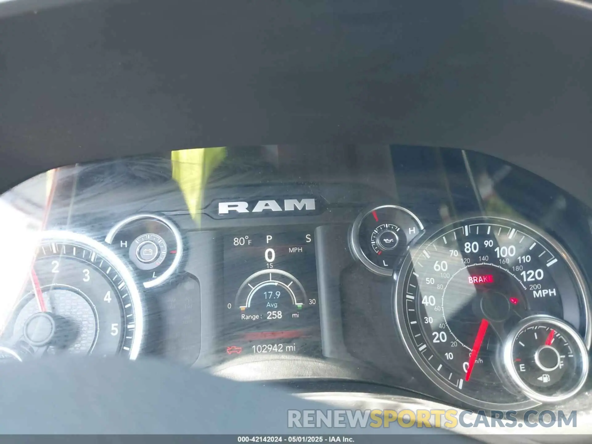 7 Photograph of a damaged car 1C6SRFFT6MN565064 RAM 1500 2021