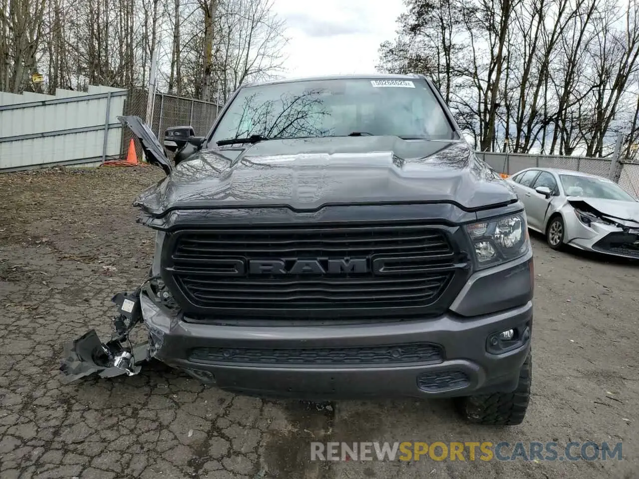 5 Photograph of a damaged car 1C6SRFFT7MN511174 RAM 1500 2021