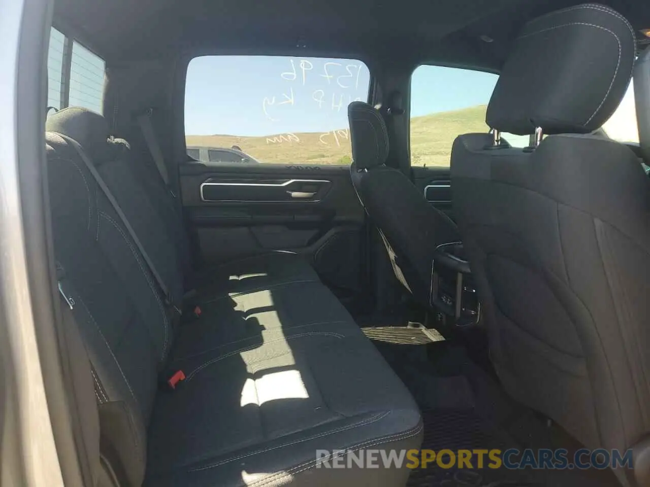 10 Photograph of a damaged car 1C6SRFFTXMN537235 RAM 1500 2021