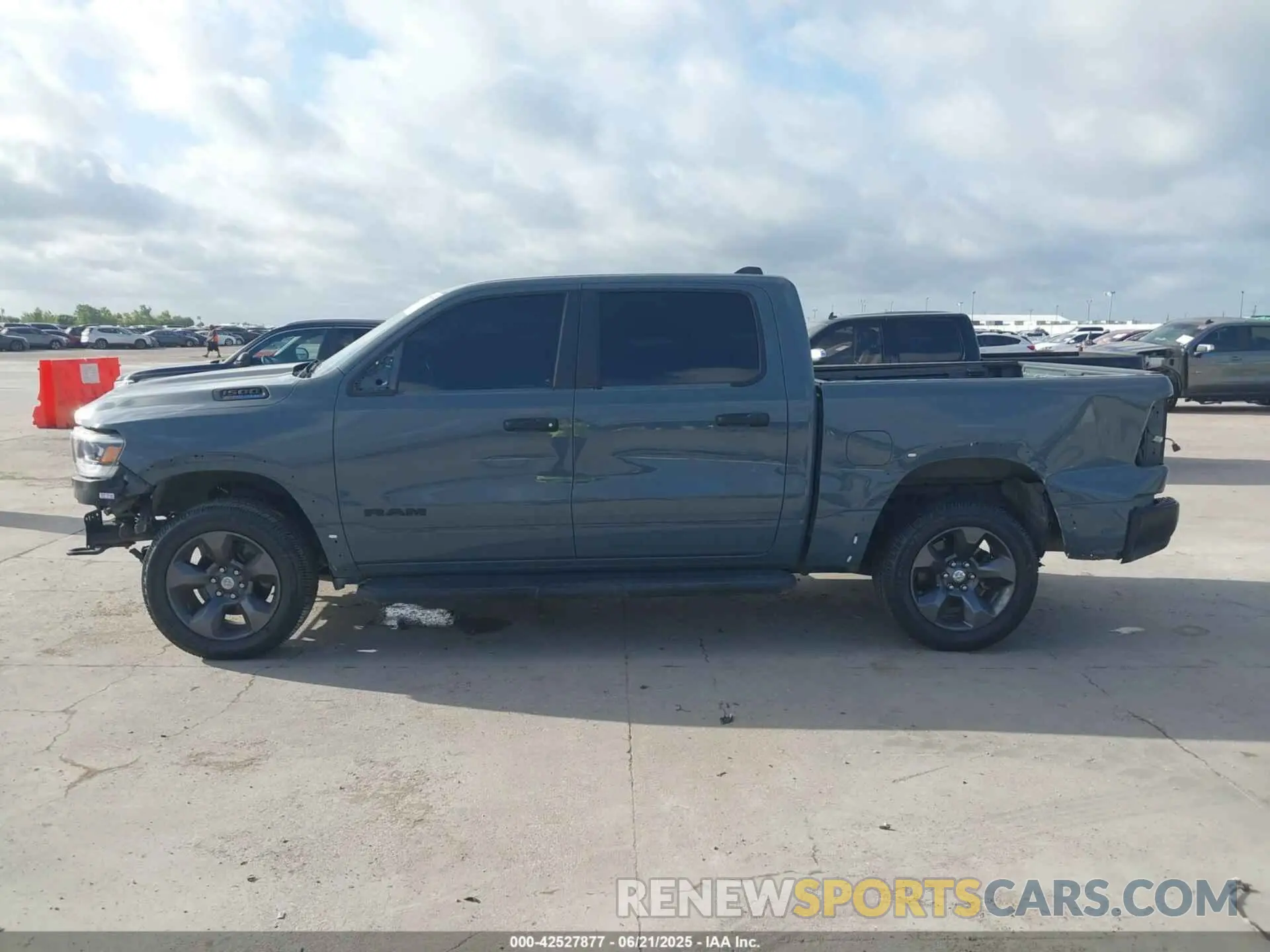 15 Photograph of a damaged car 1C6SRFFTXMN558862 RAM 1500 2021