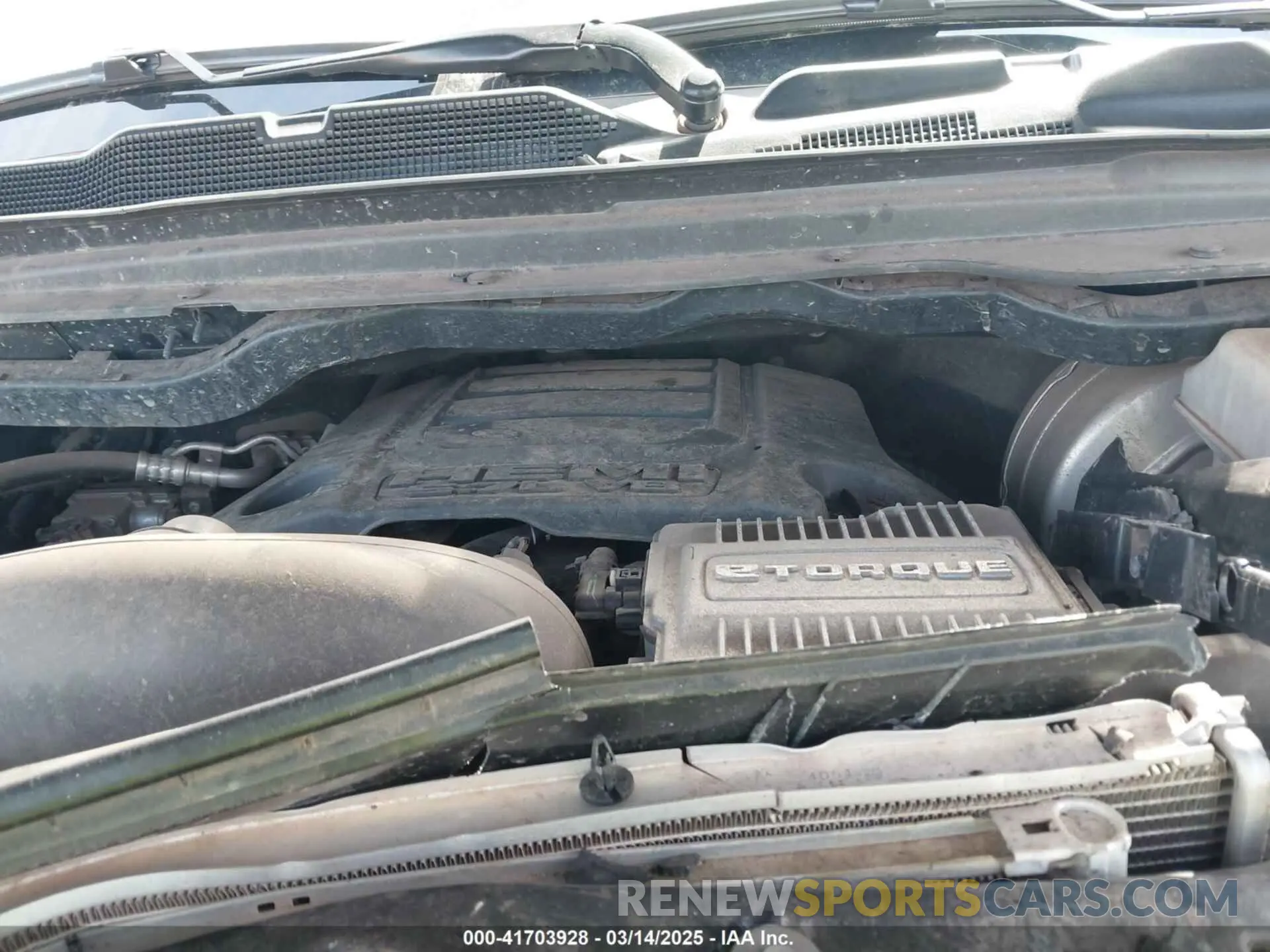 10 Photograph of a damaged car 1C6SRFFTXMN781077 RAM 1500 2021