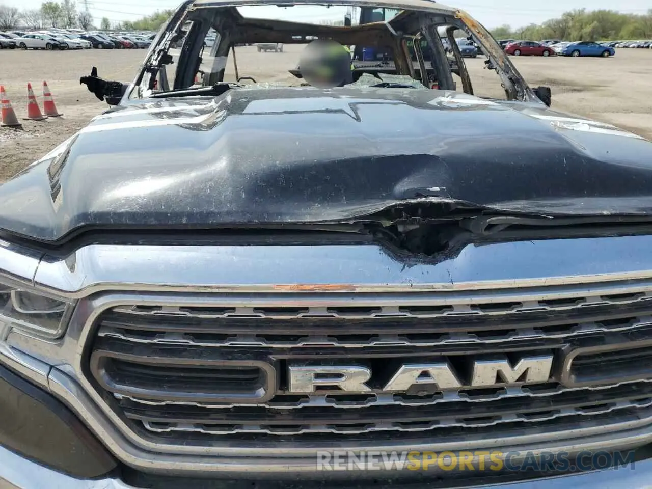 11 Photograph of a damaged car 1C6SRFHM6MN800164 RAM 1500 2021