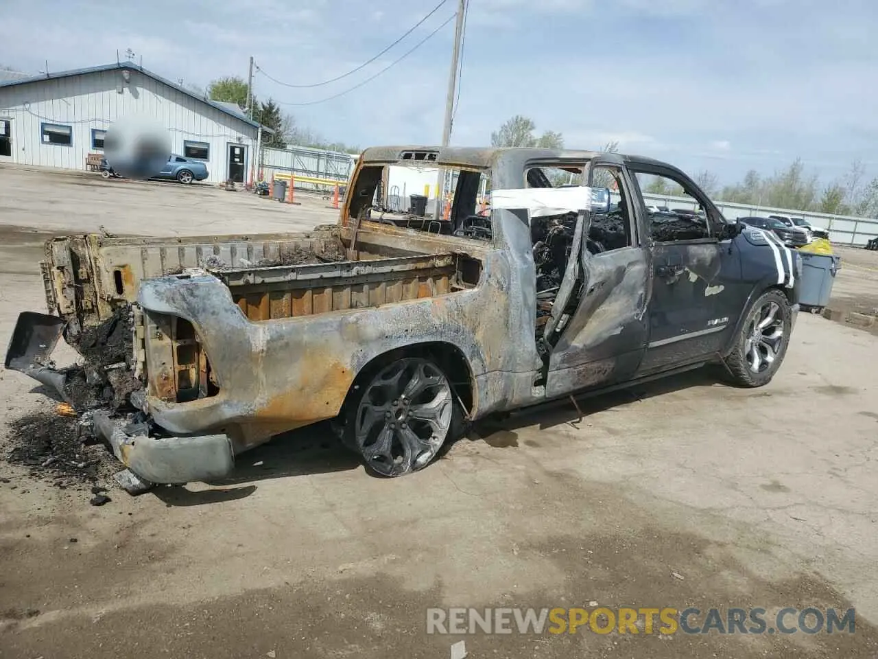 3 Photograph of a damaged car 1C6SRFHM6MN800164 RAM 1500 2021
