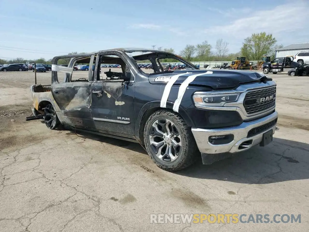 4 Photograph of a damaged car 1C6SRFHM6MN800164 RAM 1500 2021