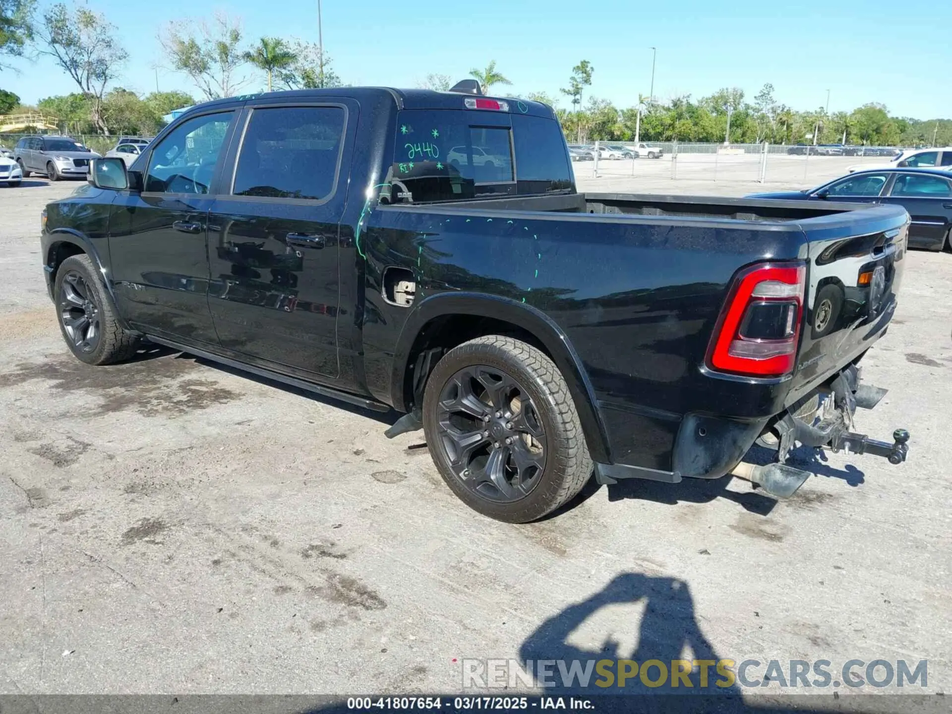 3 Photograph of a damaged car 1C6SRFHMXMN644565 RAM 1500 2021