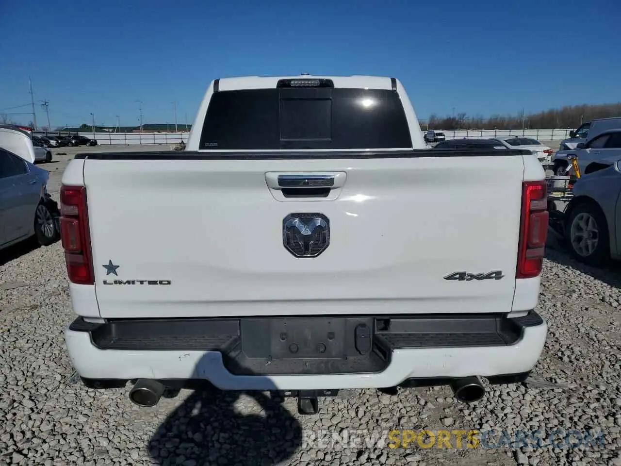 6 Photograph of a damaged car 1C6SRFHT1MN831295 RAM 1500 2021
