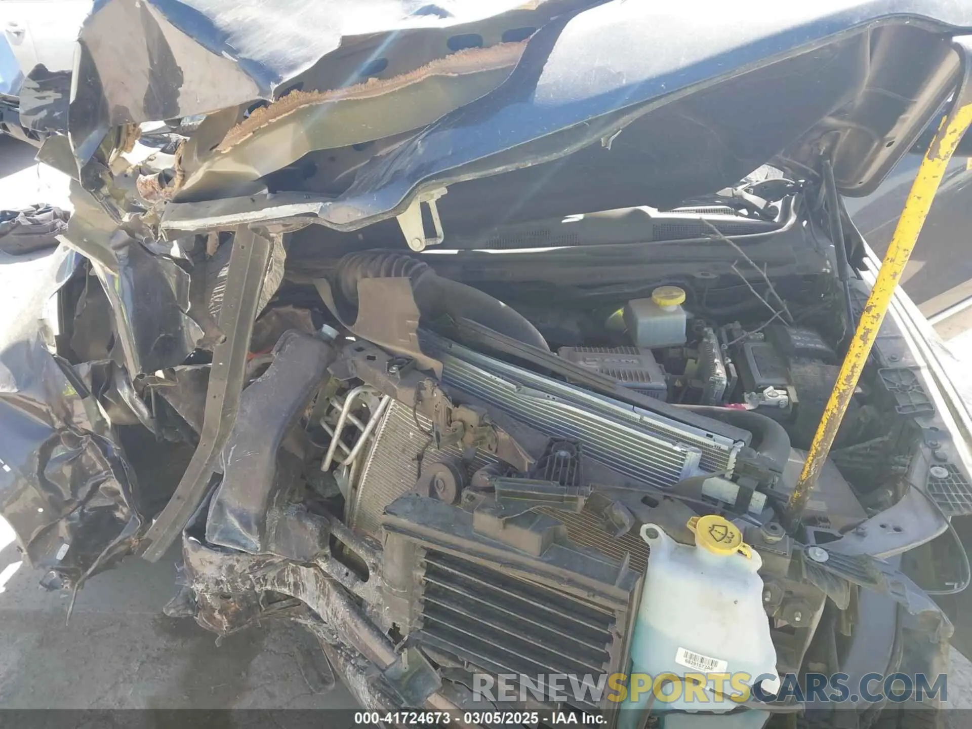 10 Photograph of a damaged car 1C6SRFHT6MN746520 RAM 1500 2021