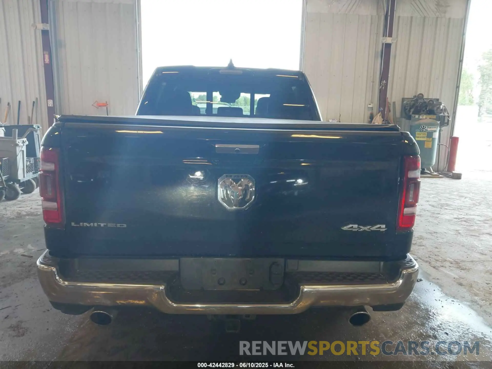 16 Photograph of a damaged car 1C6SRFHT7MN830717 RAM 1500 2021
