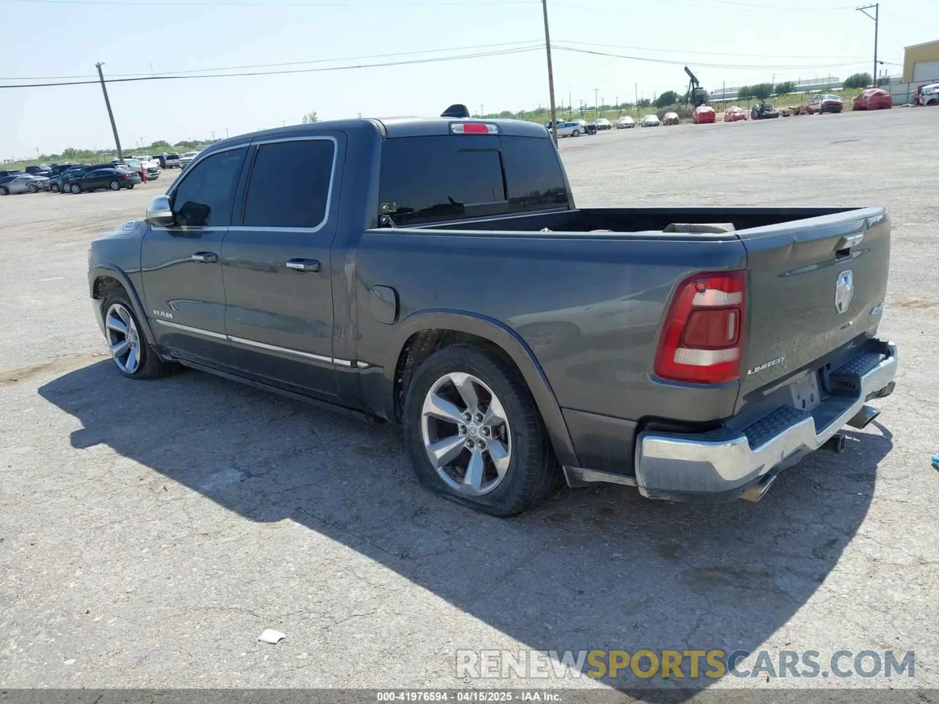 3 Photograph of a damaged car 1C6SRFHT8MN640179 RAM 1500 2021
