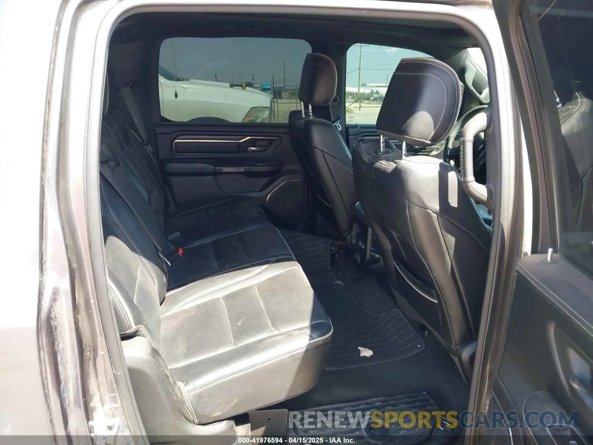 8 Photograph of a damaged car 1C6SRFHT8MN640179 RAM 1500 2021