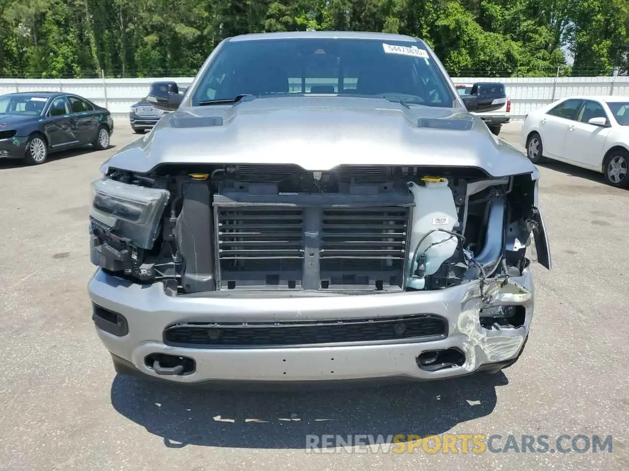 5 Photograph of a damaged car 1C6SRFHT9MN580865 RAM 1500 2021