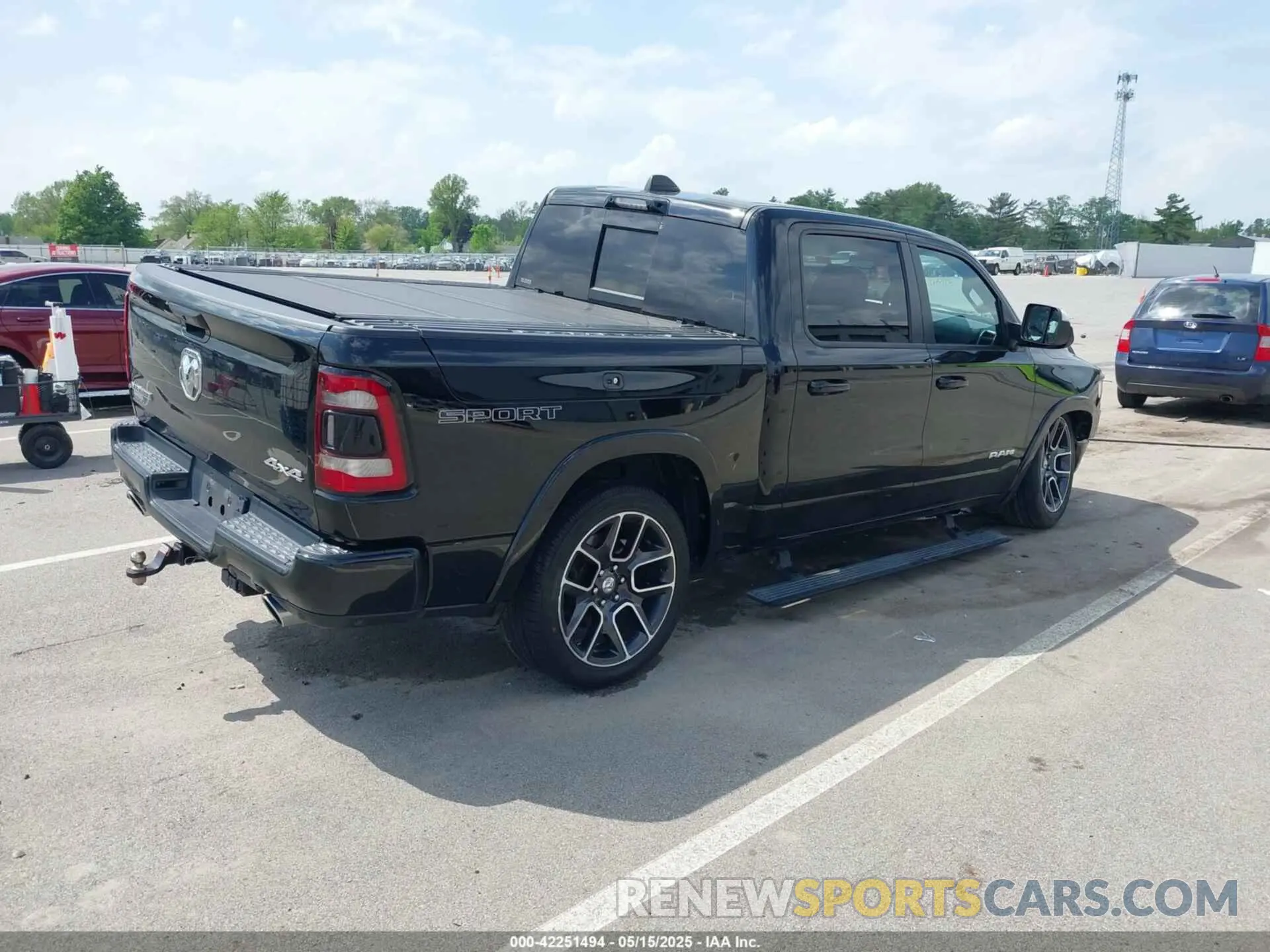 4 Photograph of a damaged car 1C6SRFJT1MN627705 RAM 1500 2021