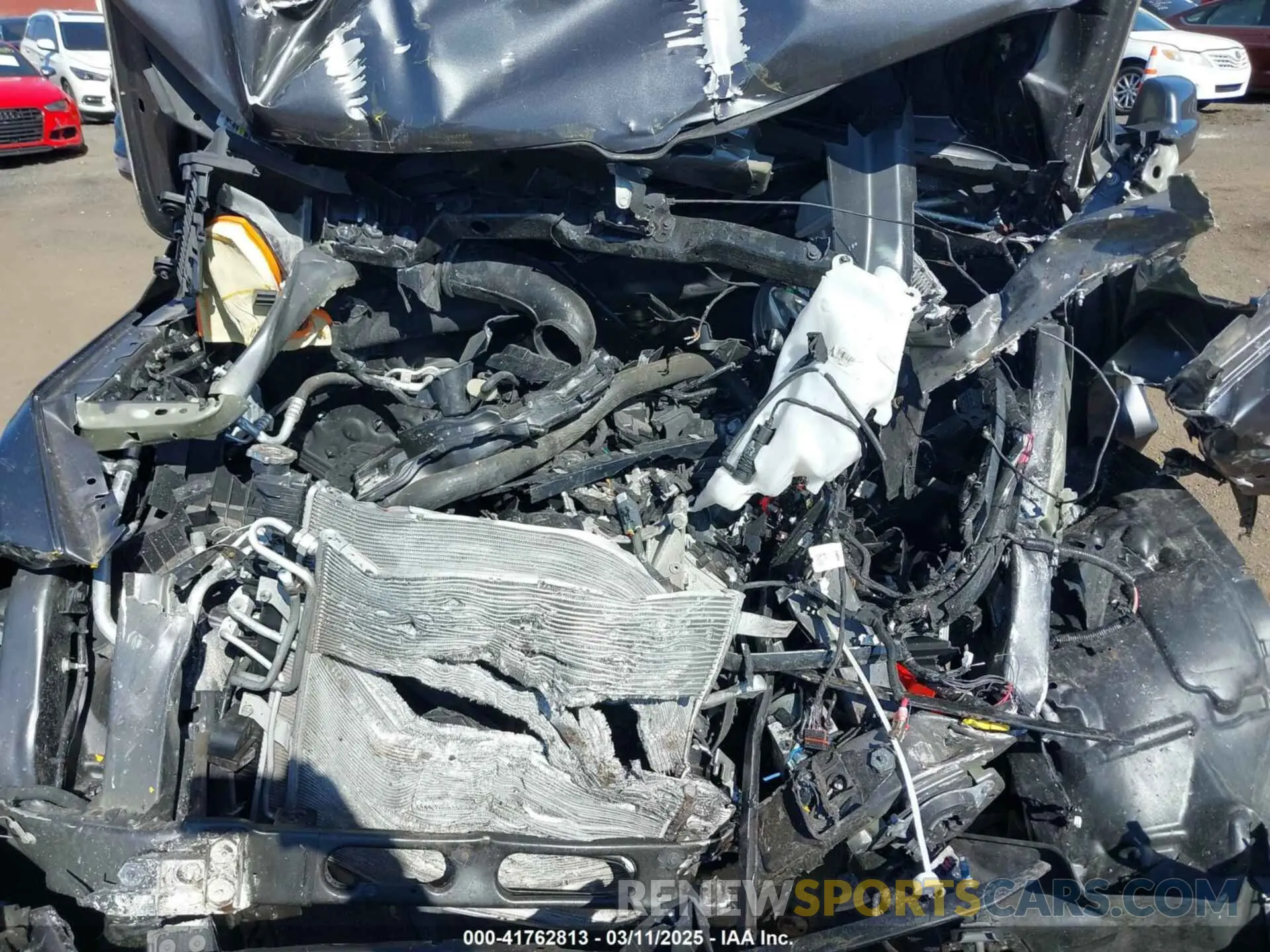 10 Photograph of a damaged car 1C6SRFJT1MN668982 RAM 1500 2021