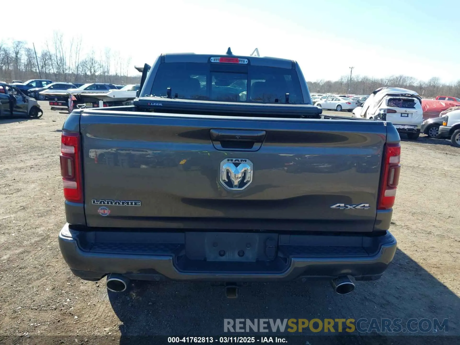 16 Photograph of a damaged car 1C6SRFJT1MN668982 RAM 1500 2021