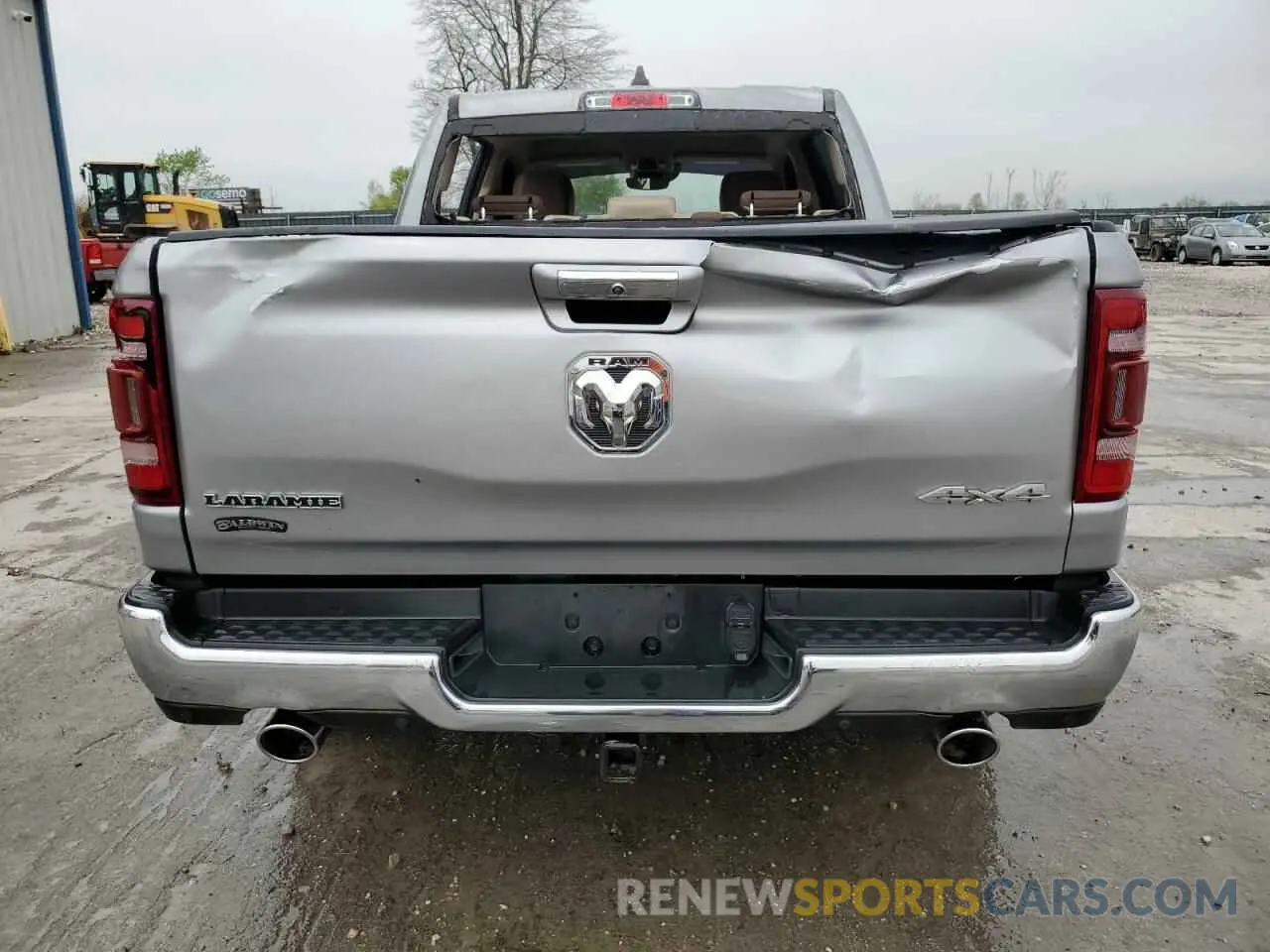6 Photograph of a damaged car 1C6SRFJT3MN636051 RAM 1500 2021