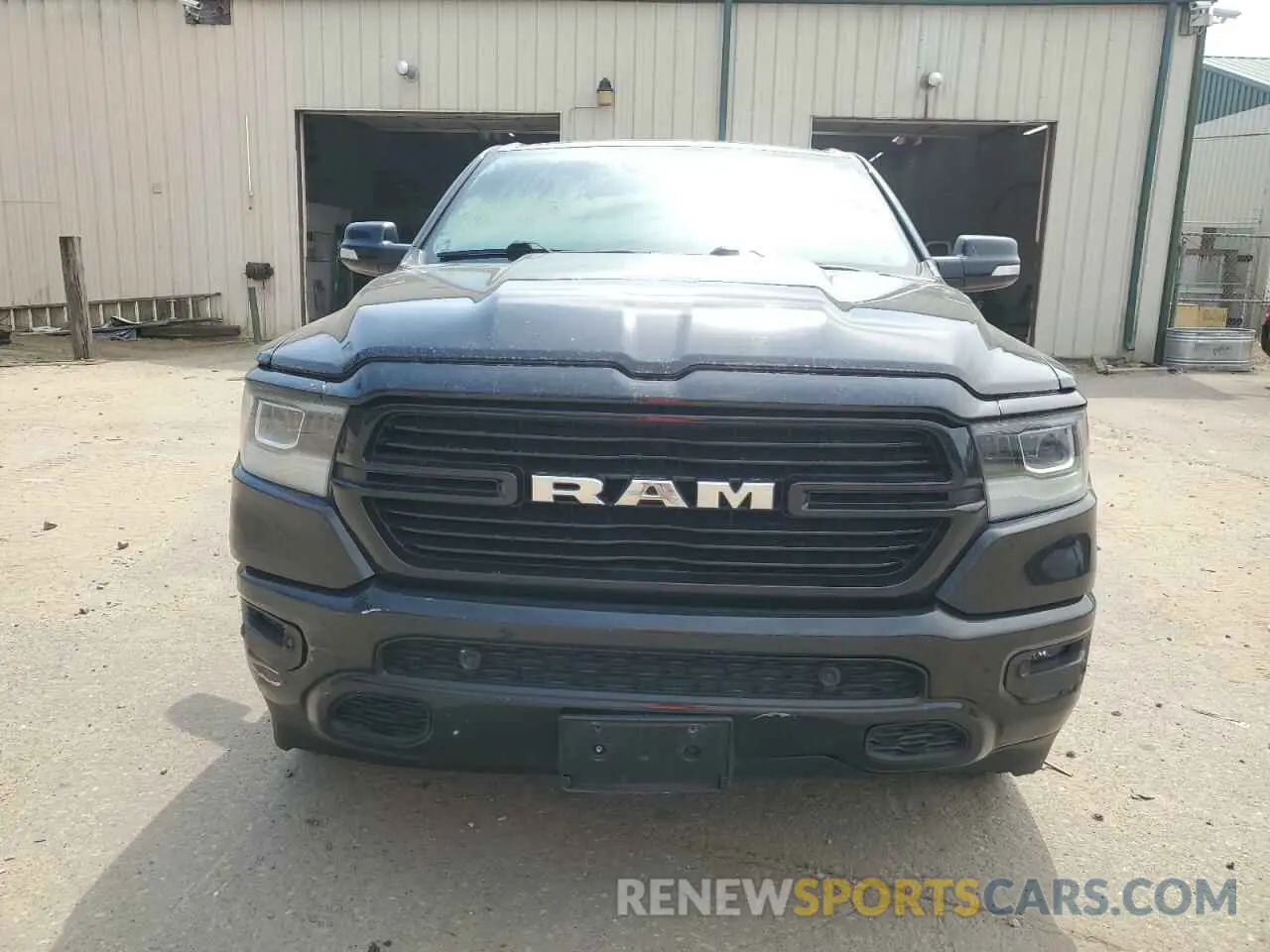 5 Photograph of a damaged car 1C6SRFJT3MN649527 RAM 1500 2021