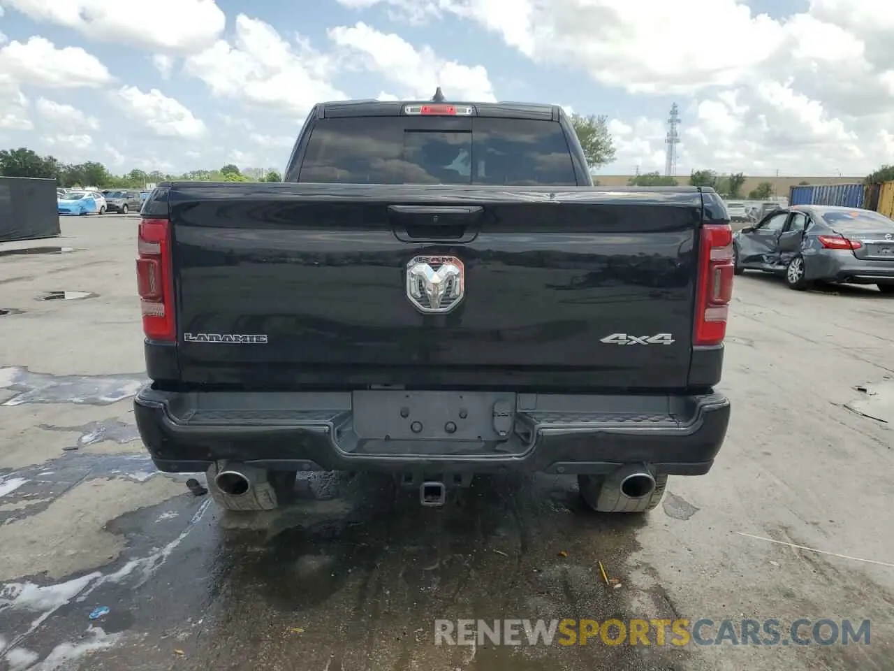 6 Photograph of a damaged car 1C6SRFJT3MN792252 RAM 1500 2021